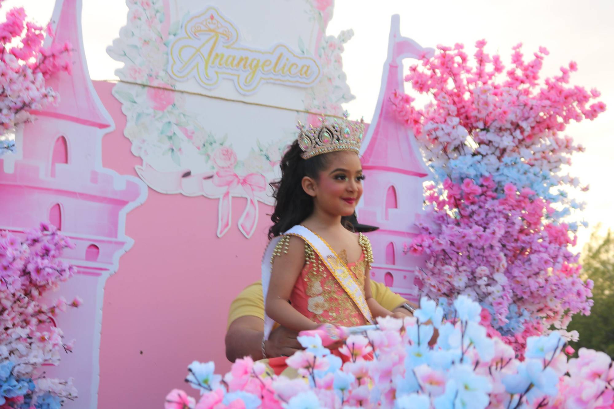 $!Con desfile infantil reciben la primavera en Escuinapa