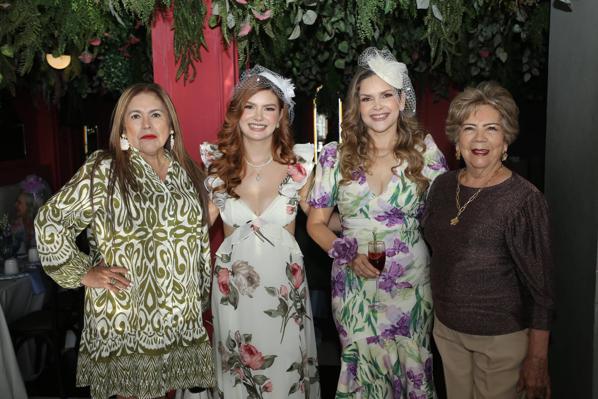 $!Rocío Soto, Andrea Michelle, Imelda Morales de Chicuate y Lucy Calleros de Soto.