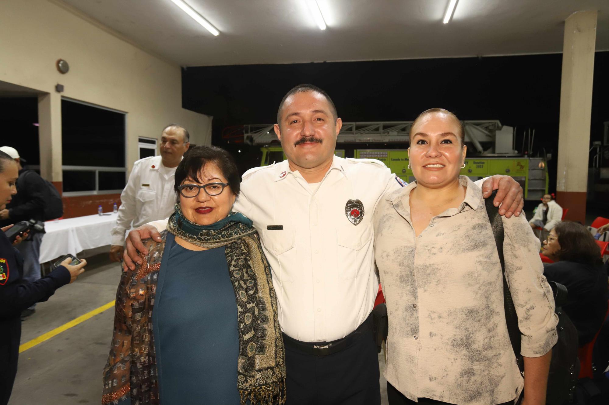 $!Rogelia Soto, César Pineda y Thelma Soto.