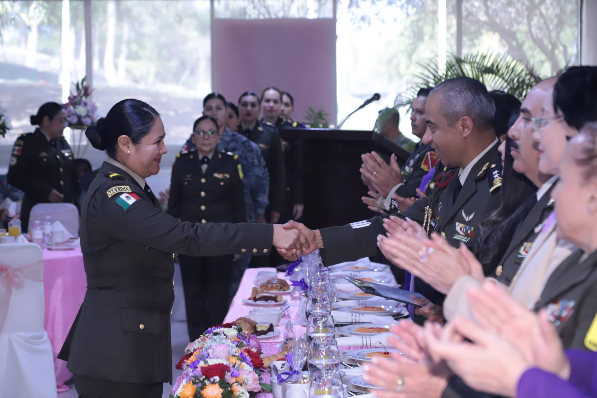$!Un total de 13 militares fueron distinguidas por su labor por parte de la Tercera Región Militar.