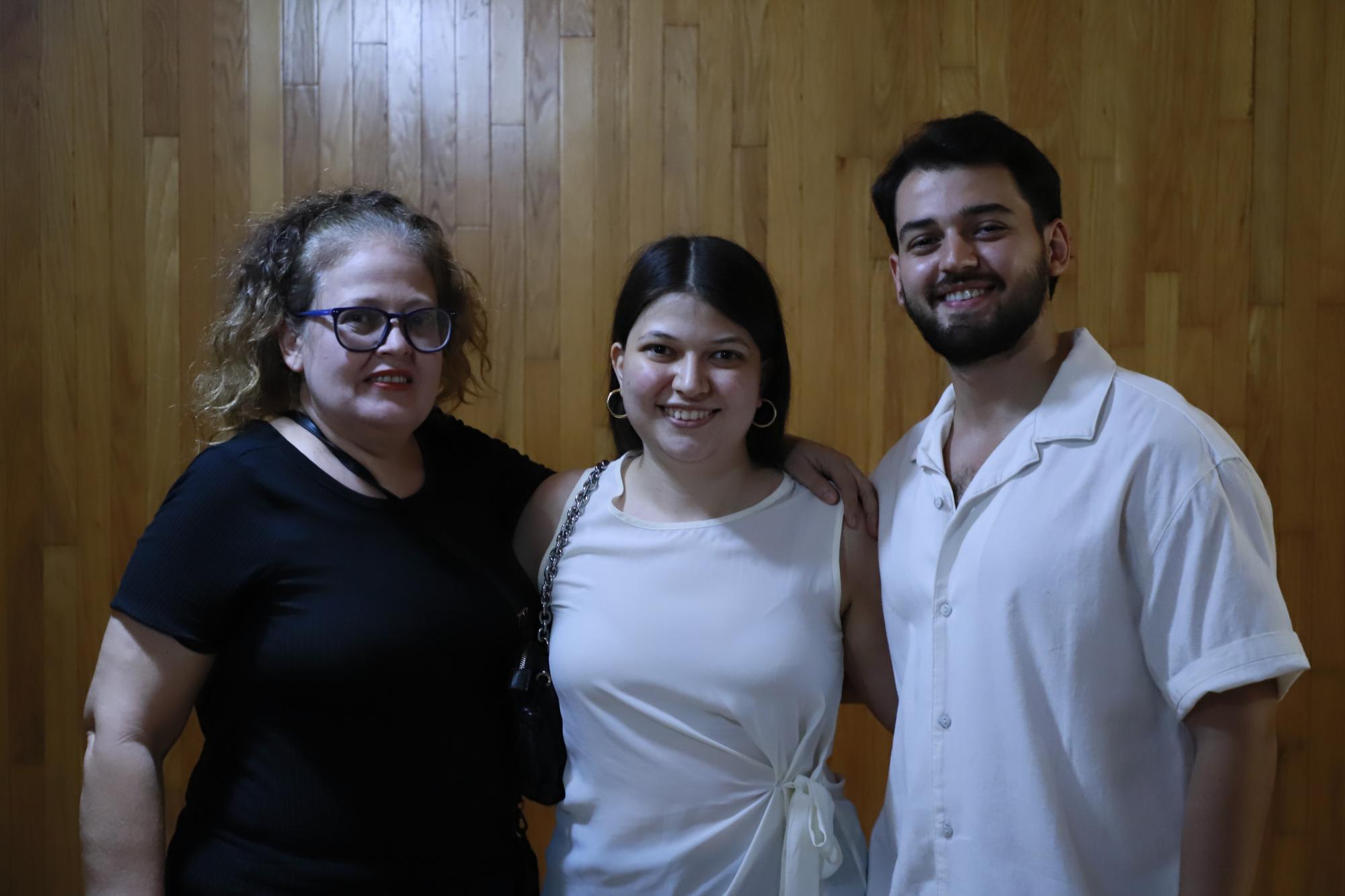 $!María Luz Cháidez, Diana Stone e Irving Stone.