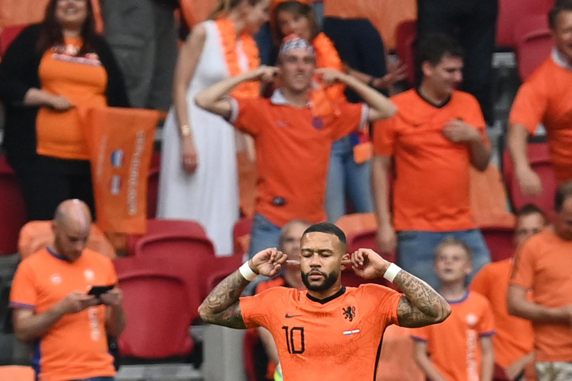 $!Holanda consigue su pase a octavos de la Eurocopa al vencer 2-0 a Austria