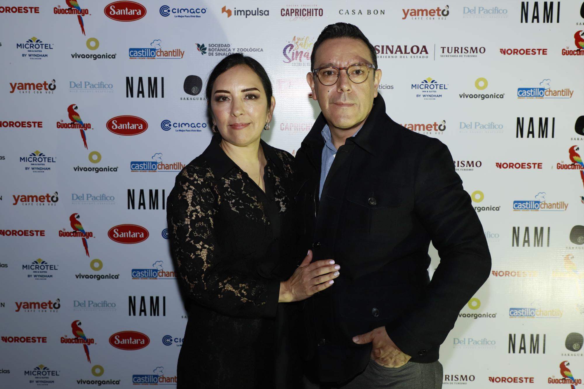 $!Claudia García y Víctor Fuentes.