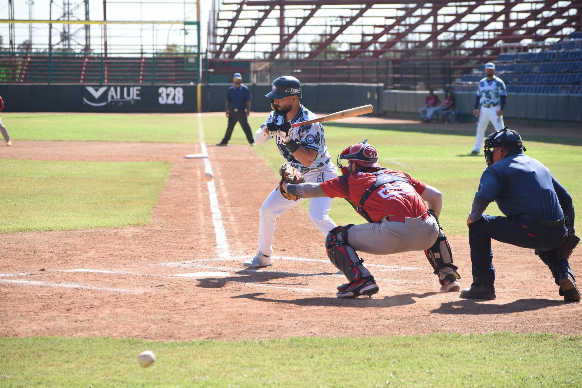 $!Keven Lamas conduce a Algodoneros de Guasave a la victoria en duelo de preparación