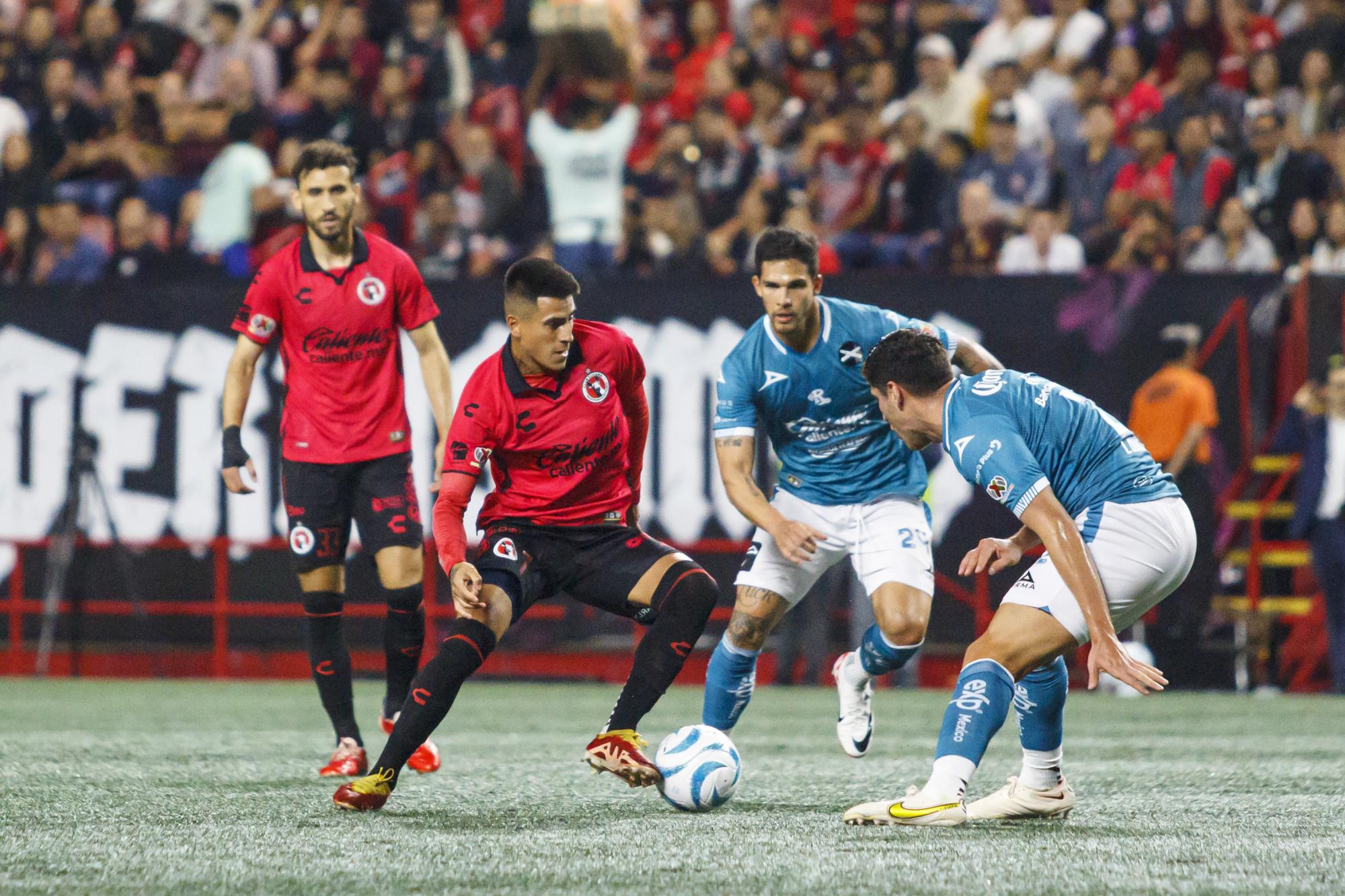 $!Mazatlán y Xolos se reparten puntos en juego de bostezo