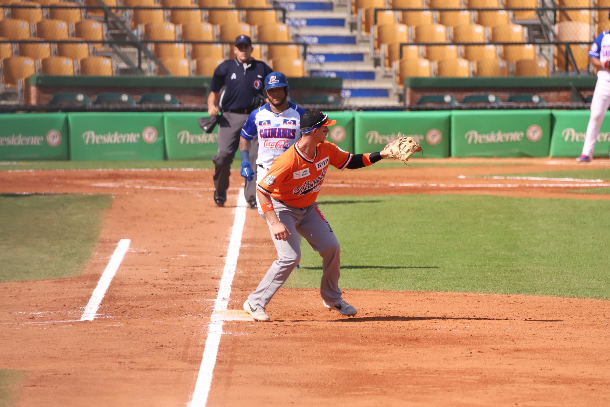 $!Caimanes de Colombia deja en el terreno a Astronautas de Panamá para seguir invicto en la Serie del Caribe