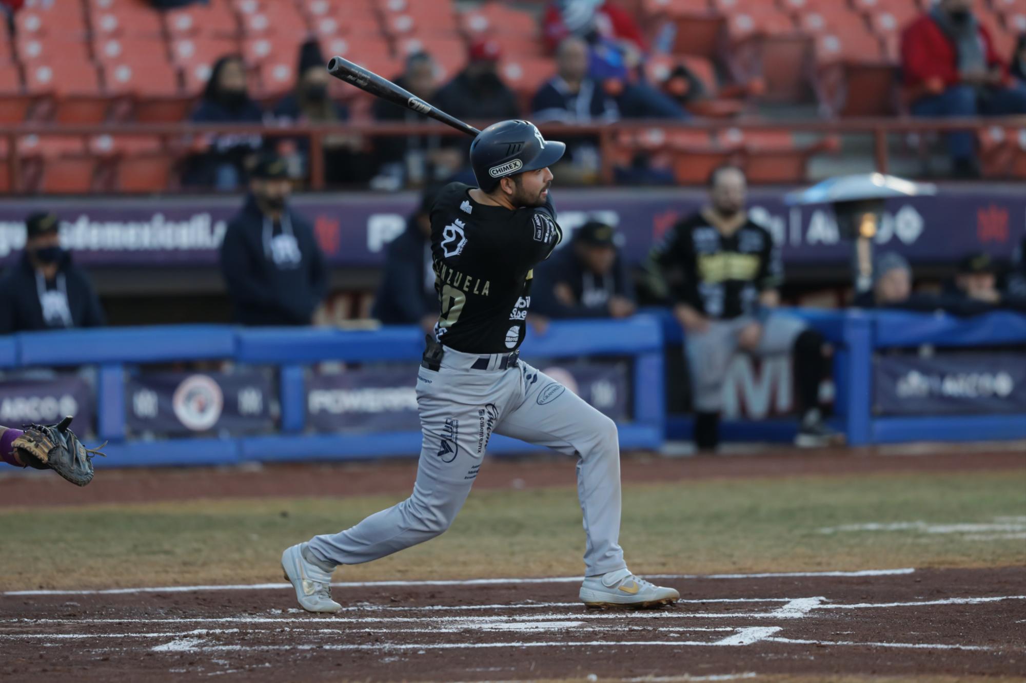 $!Sultanes de Monterrey propina escandalosa paliza de 21-6 a Águilas de Mexicali