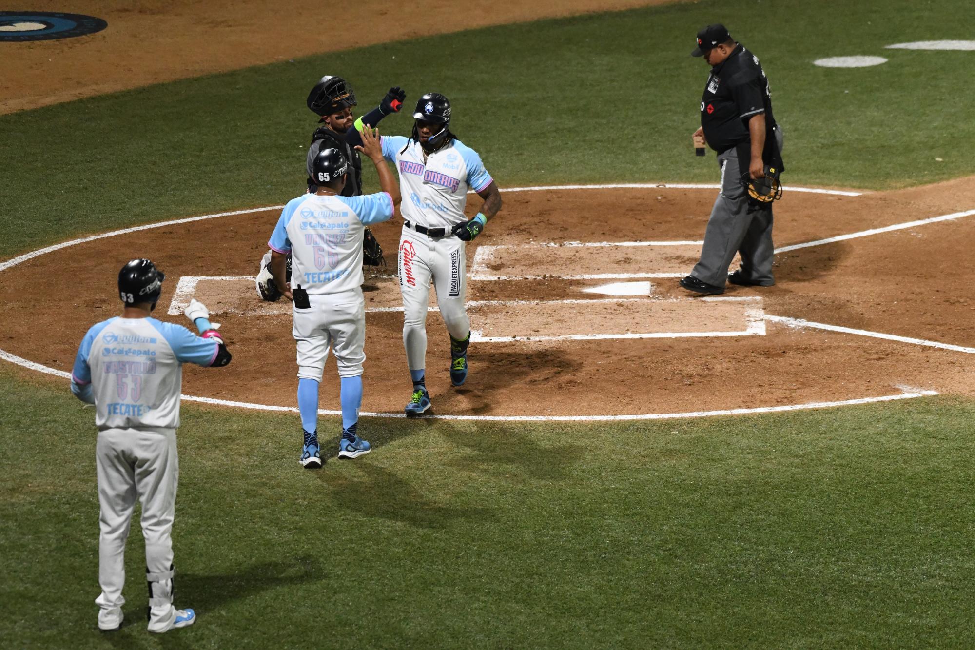 $!Con sencillo de Orlando Piña, Algodoneros deja en el terreno a Tomateros