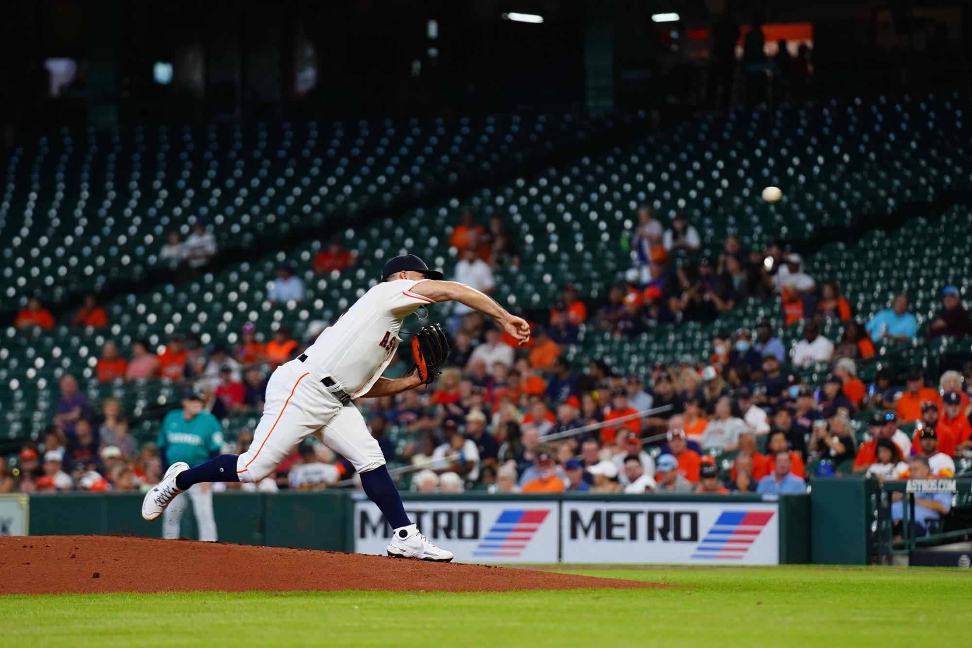 $!Mazatleco José Urquidy sale sin decisión ante Marineros de Seattle