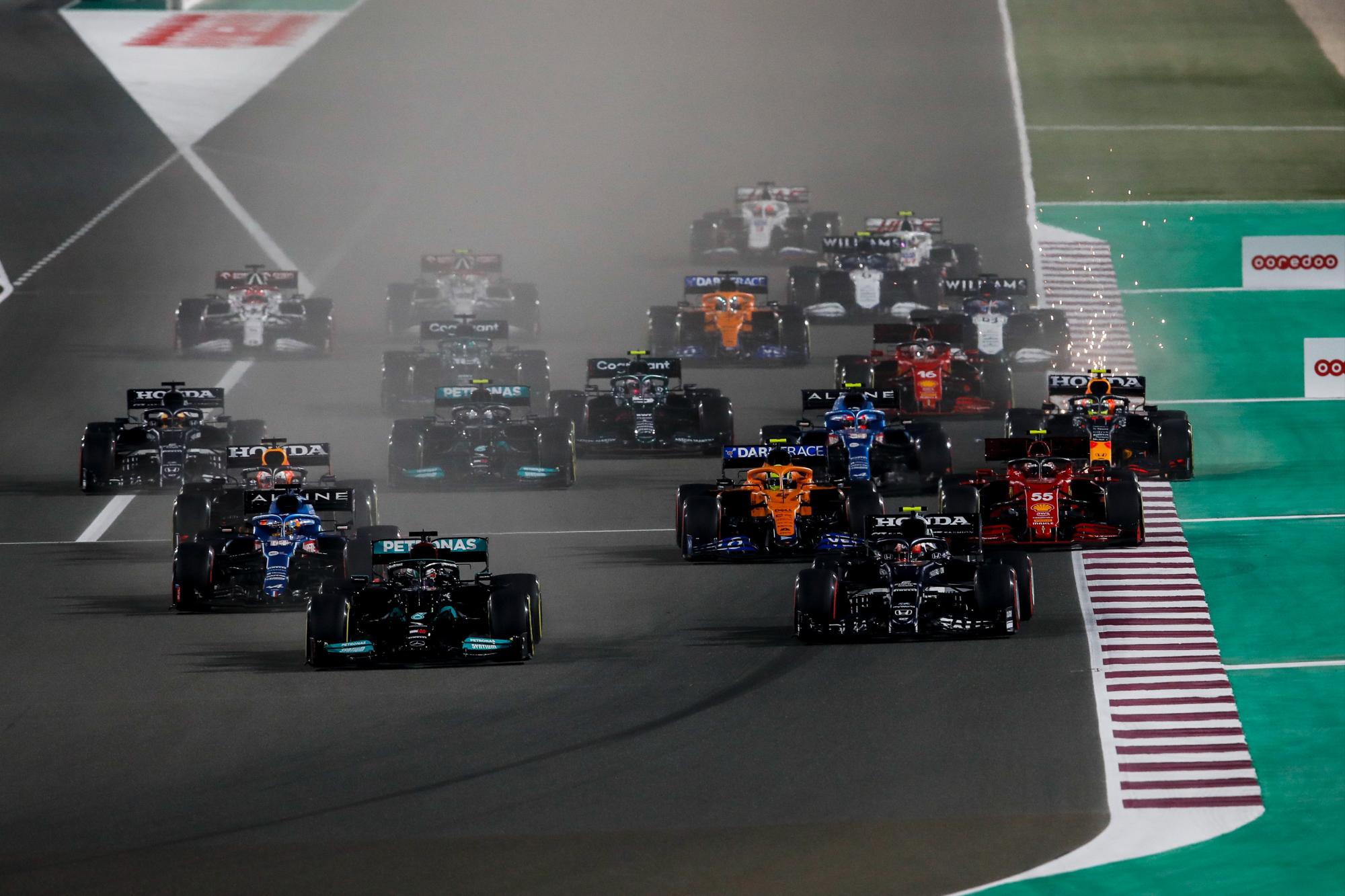 $!Lewis Hamilton gana el Gran Premio de Qatar y cierra lucha por el campeonato de la Fórmula 1; Checo es cuarto