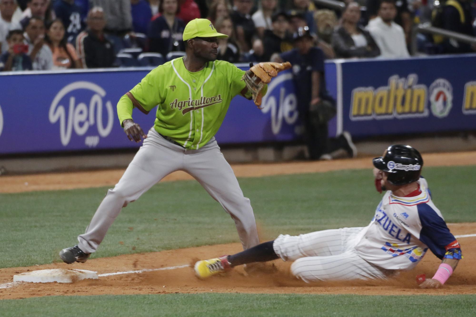 $!Venezuela aplasta 20-3 a Cuba en Serie del Caribe y provoca un cuádruple empate en primero
