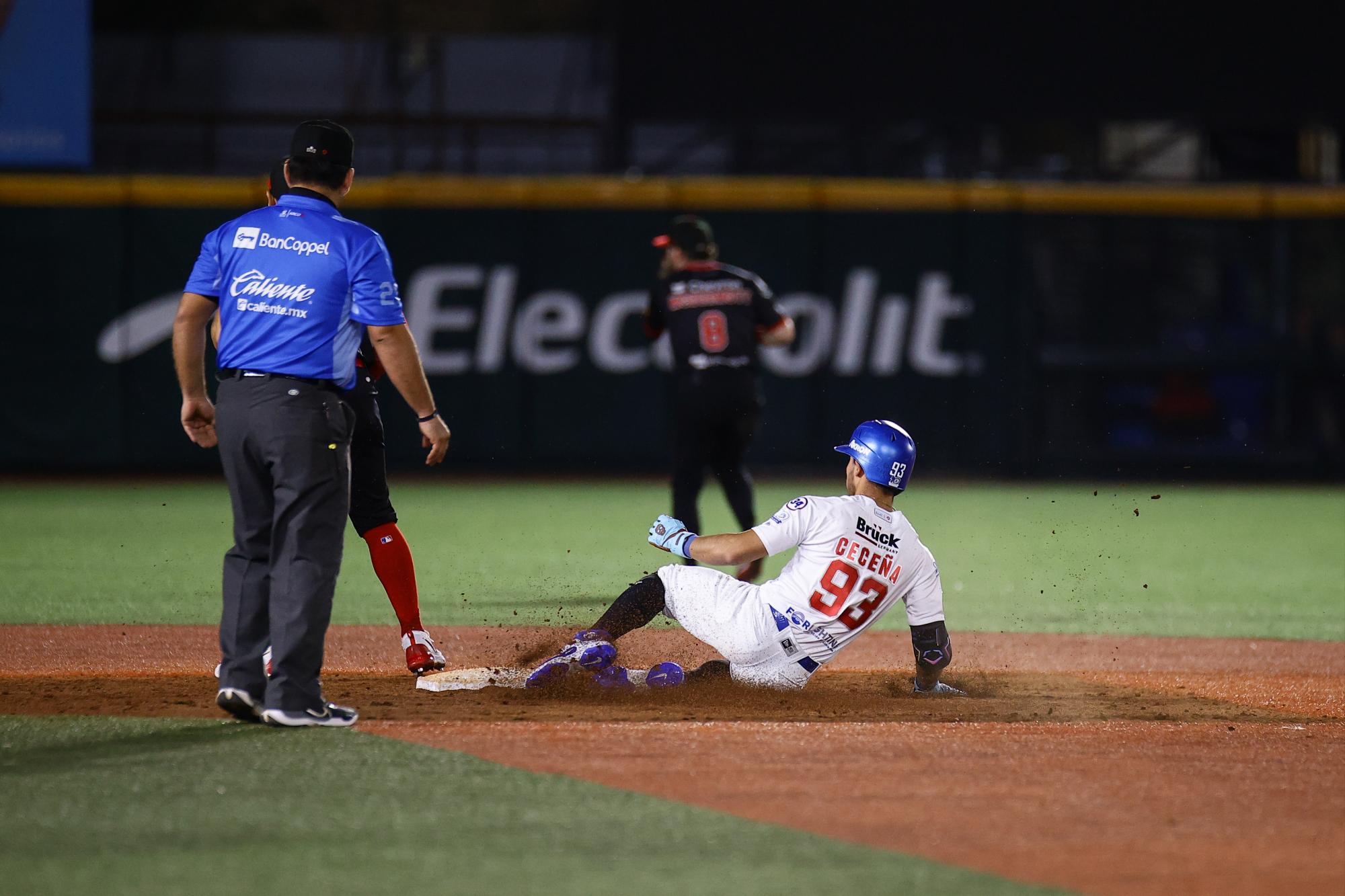 $!Charros de Jalisco aplastan a Mayos de Navojoa por 19-2