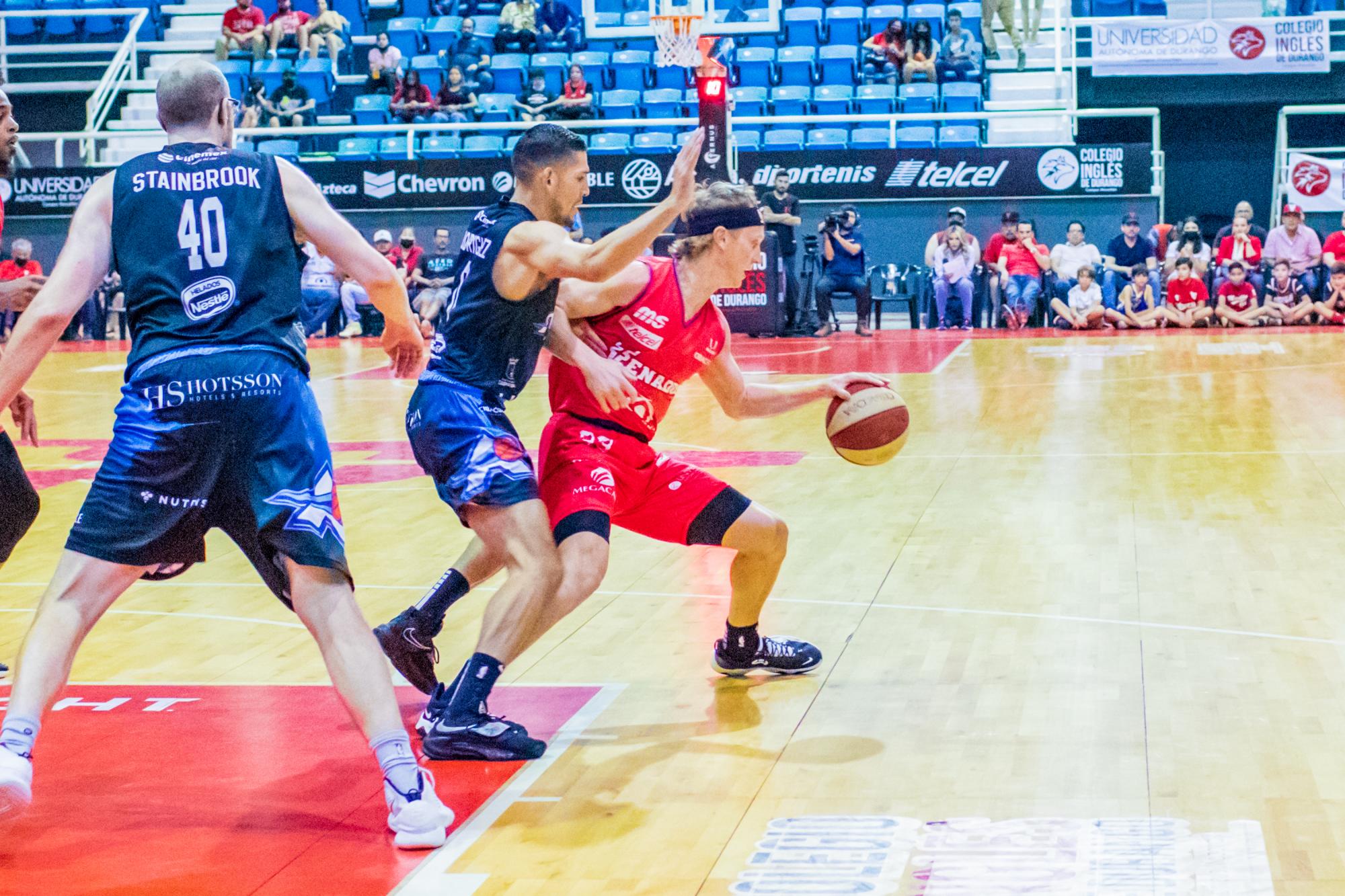 $!Venados Basketball sufre doloroso revés y se pone abajo en la serie ante Astros