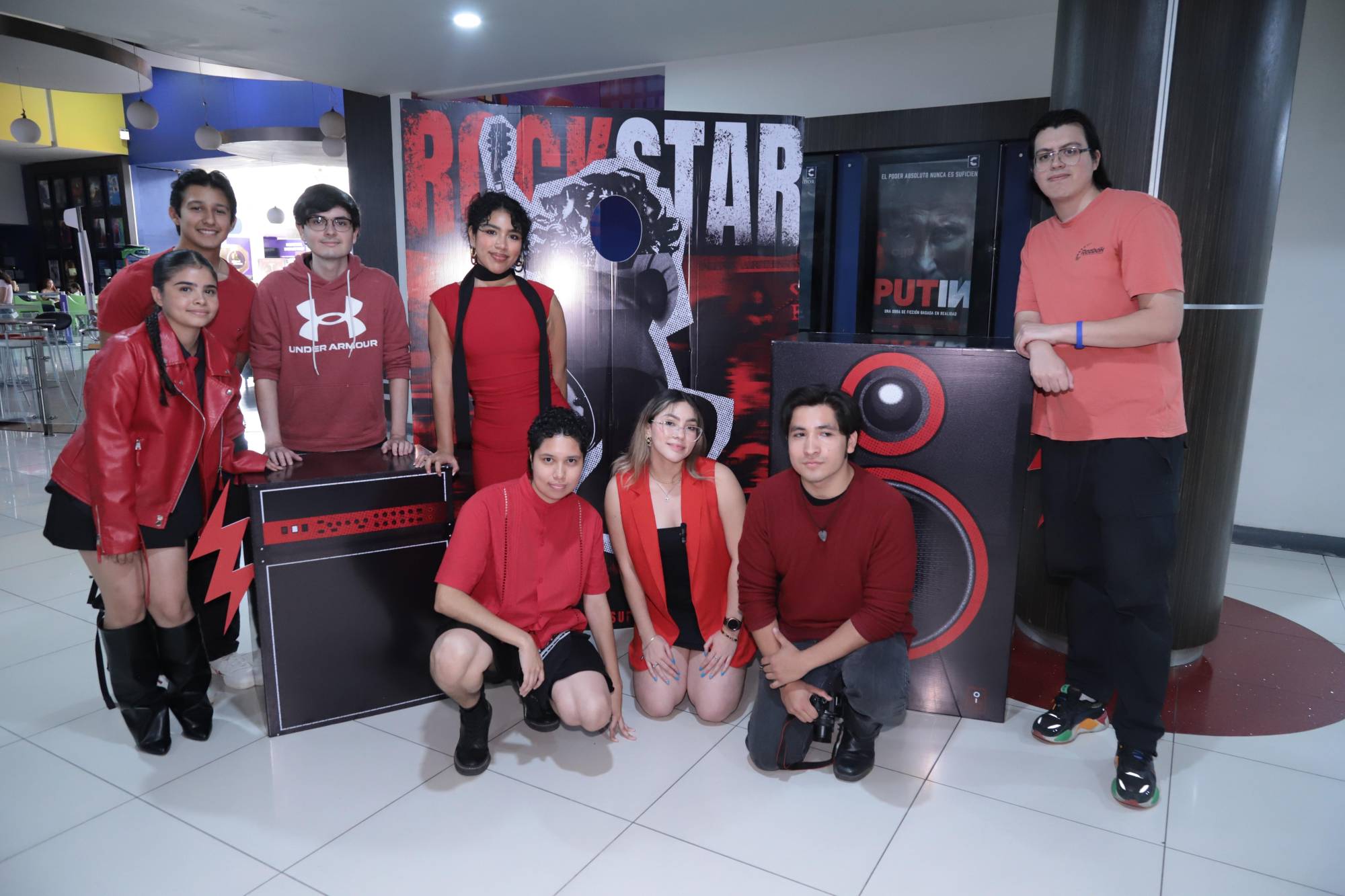 $!Los creadores del documental “Marcando el Ritmo”.