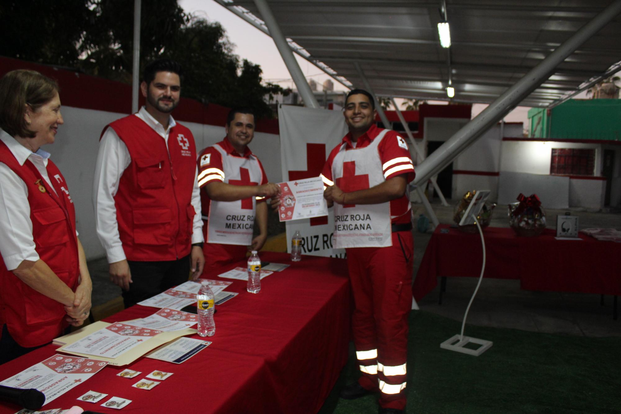 $!Cruz Roja Mazatlán entrega reconocimientos a voluntarios