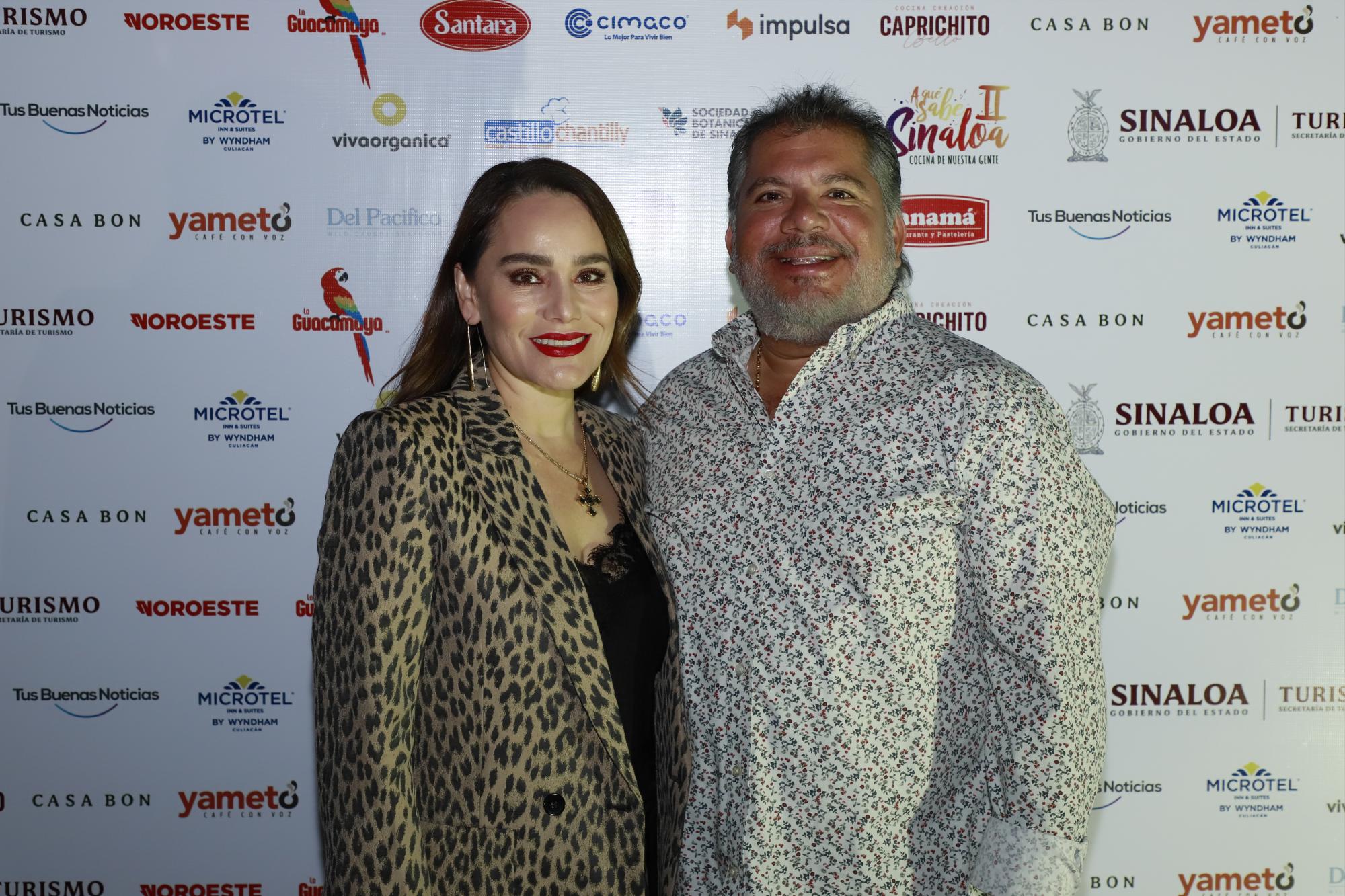$!Yolanda Vizcarra y Ranfiel Castañeda.