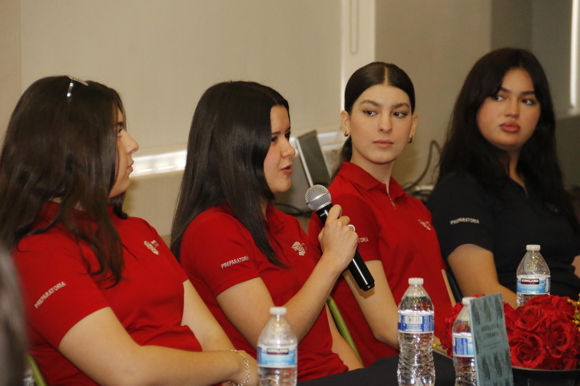 $!Las autoras compartieron su experiencia.