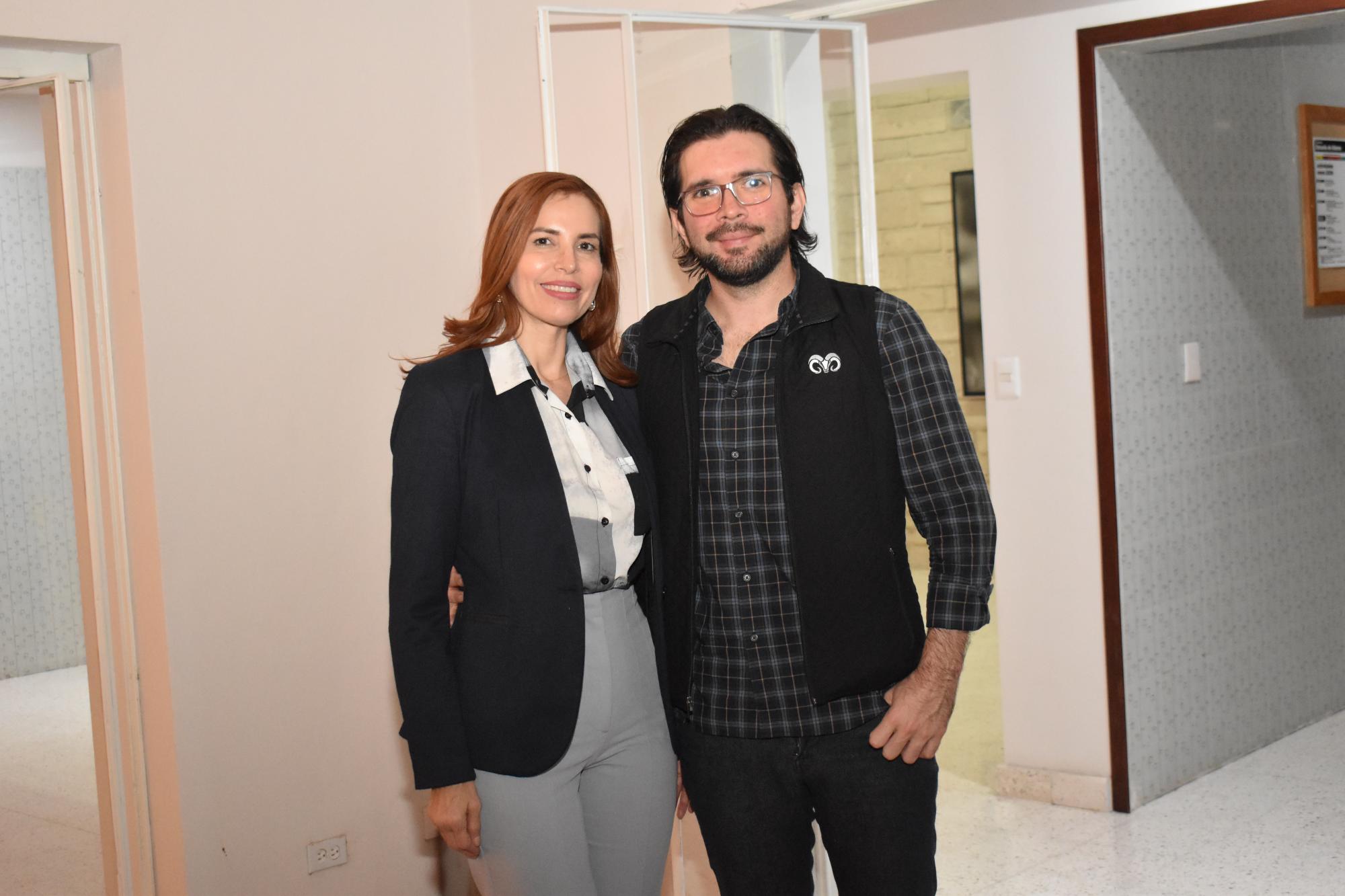 $!Erika Ceceña y César Zamora.
