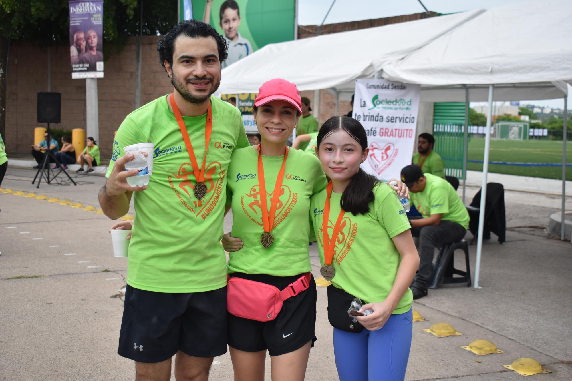 $!Eduardo Flores, Marielos Angulo y Ximena Sofía Flores.
