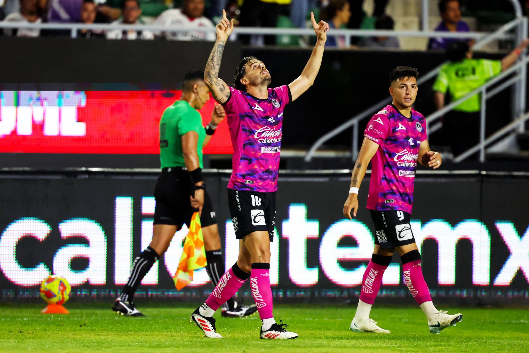 $!¡Triunfo vital! Mazatlán FC le pega 3-2 al Atlas y sigue soñando con jugar el Play-in