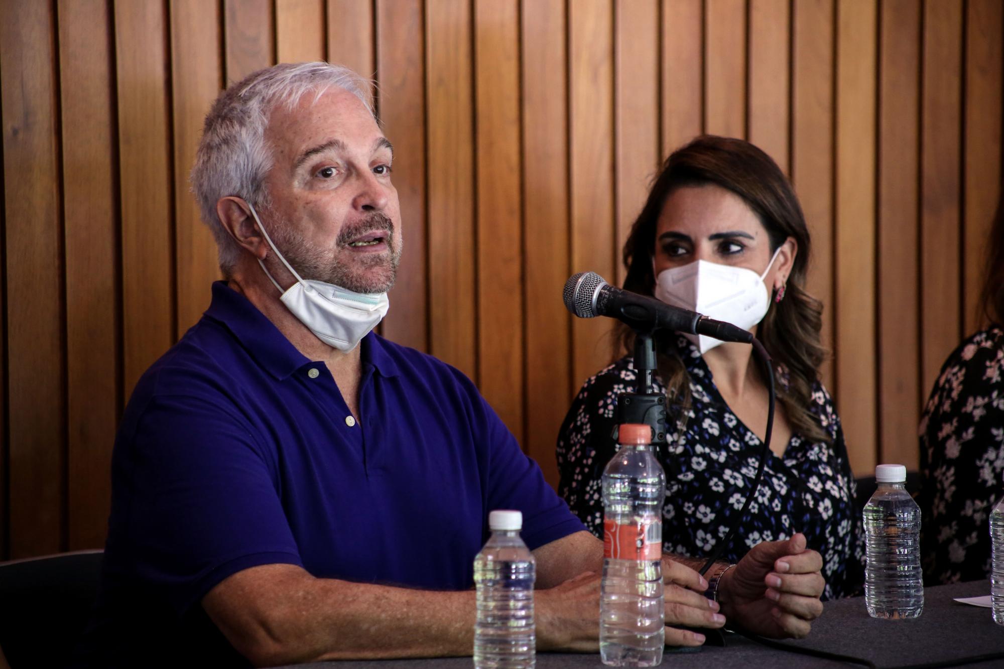$!Enrique Patrón de Rueda y Pier Angely Camacho Montoya.