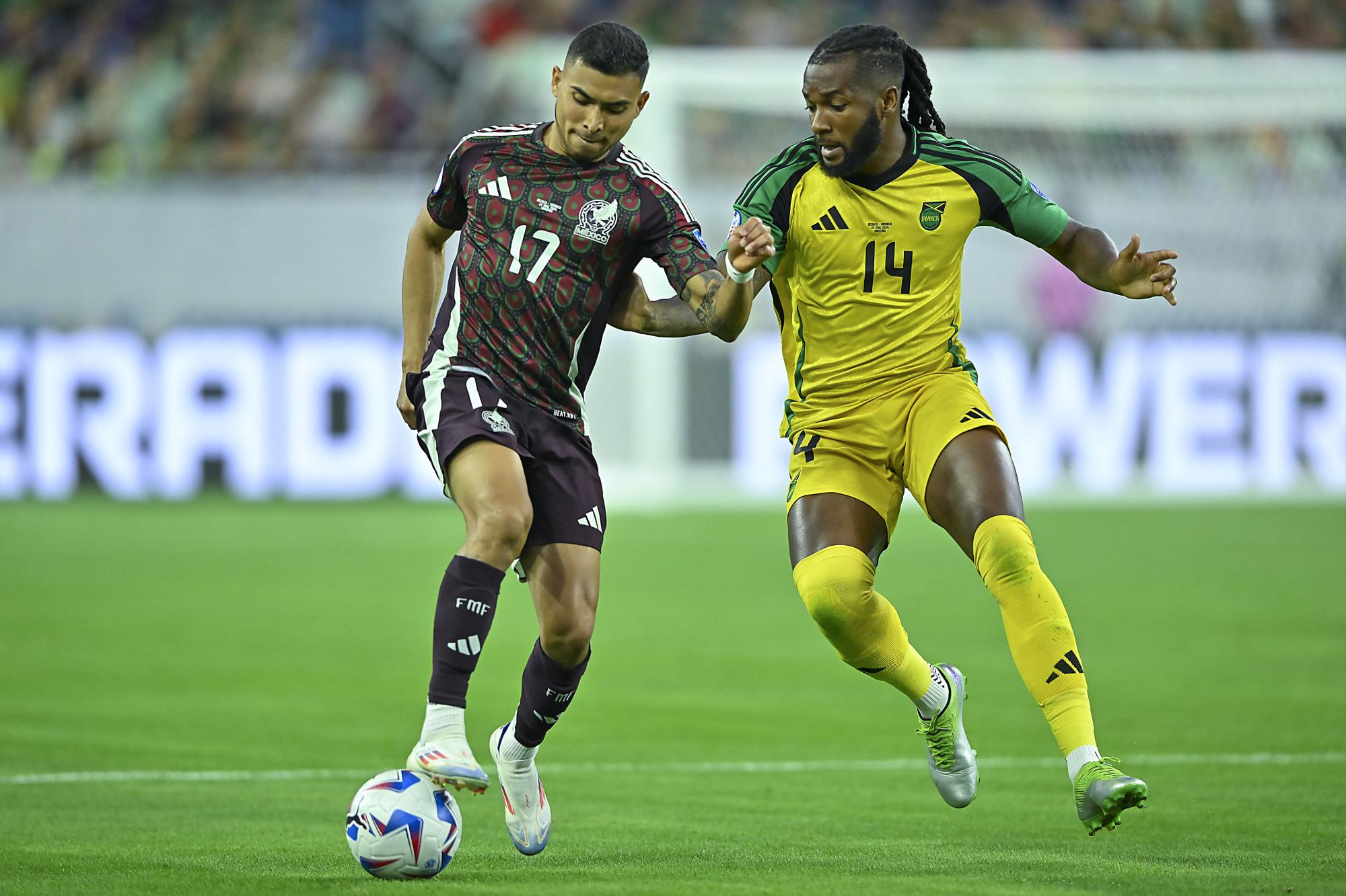 $!México vence a Jamaica con golazo de Arteaga