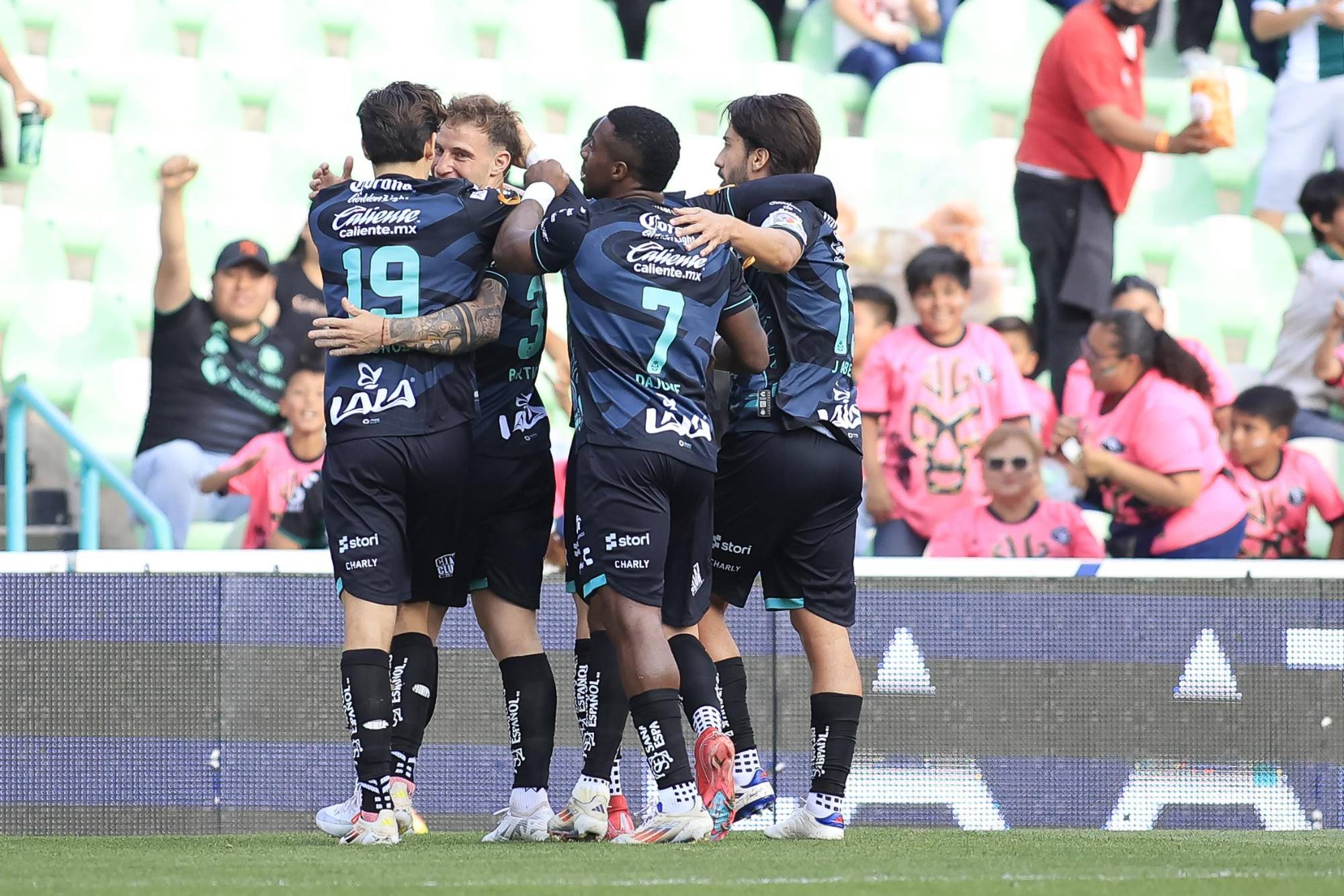 $!¡Santos rompe la mala racha y logra su primera victoria en el torneo!