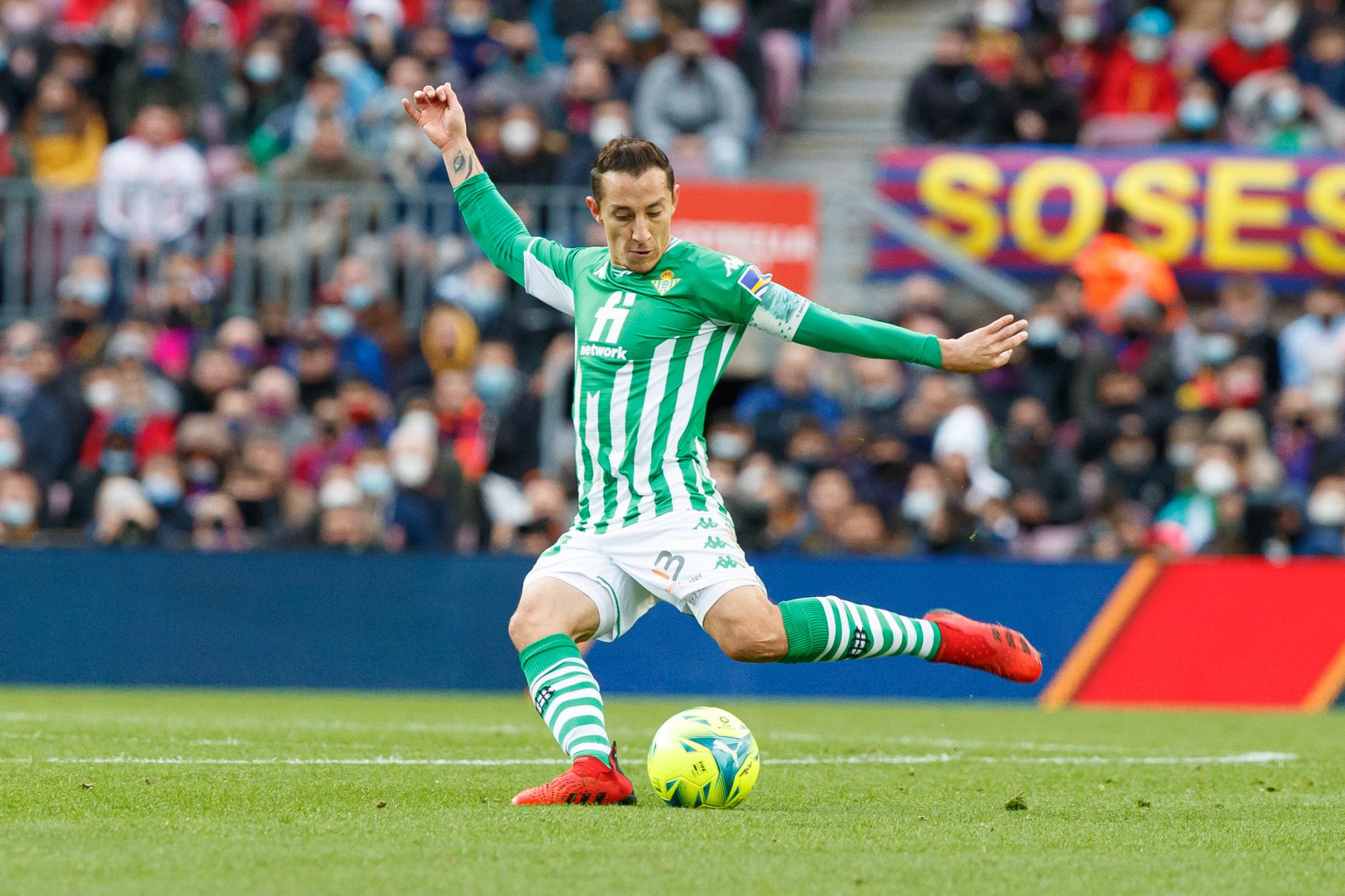 $!Guardado y el Betis toman por asalto el Camp Nou y hunden al Barcelona