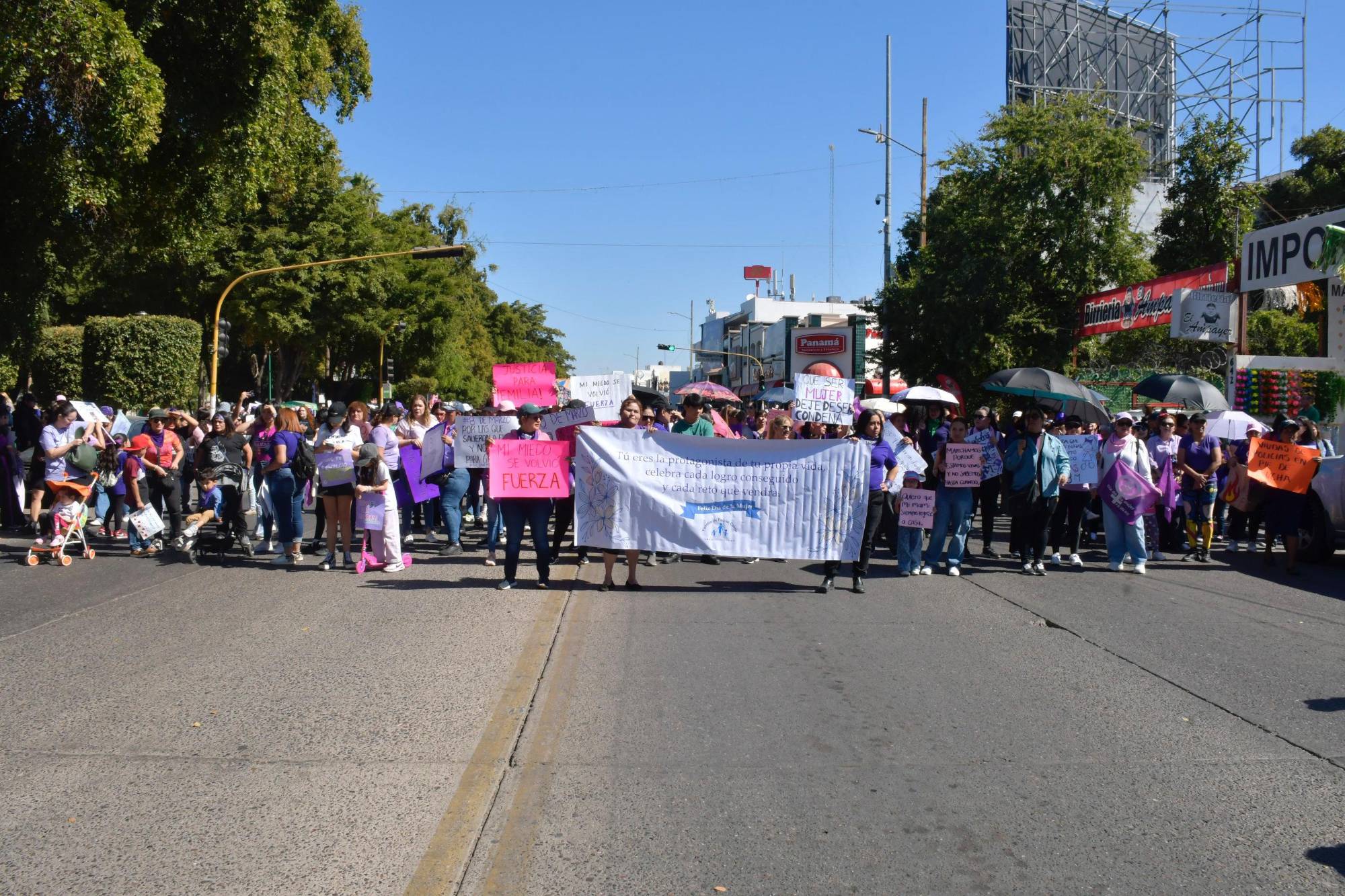 $!Encabezan mujeres en Culiacán marcha por desaparecidas, asesinadas y violentadas, este 8M