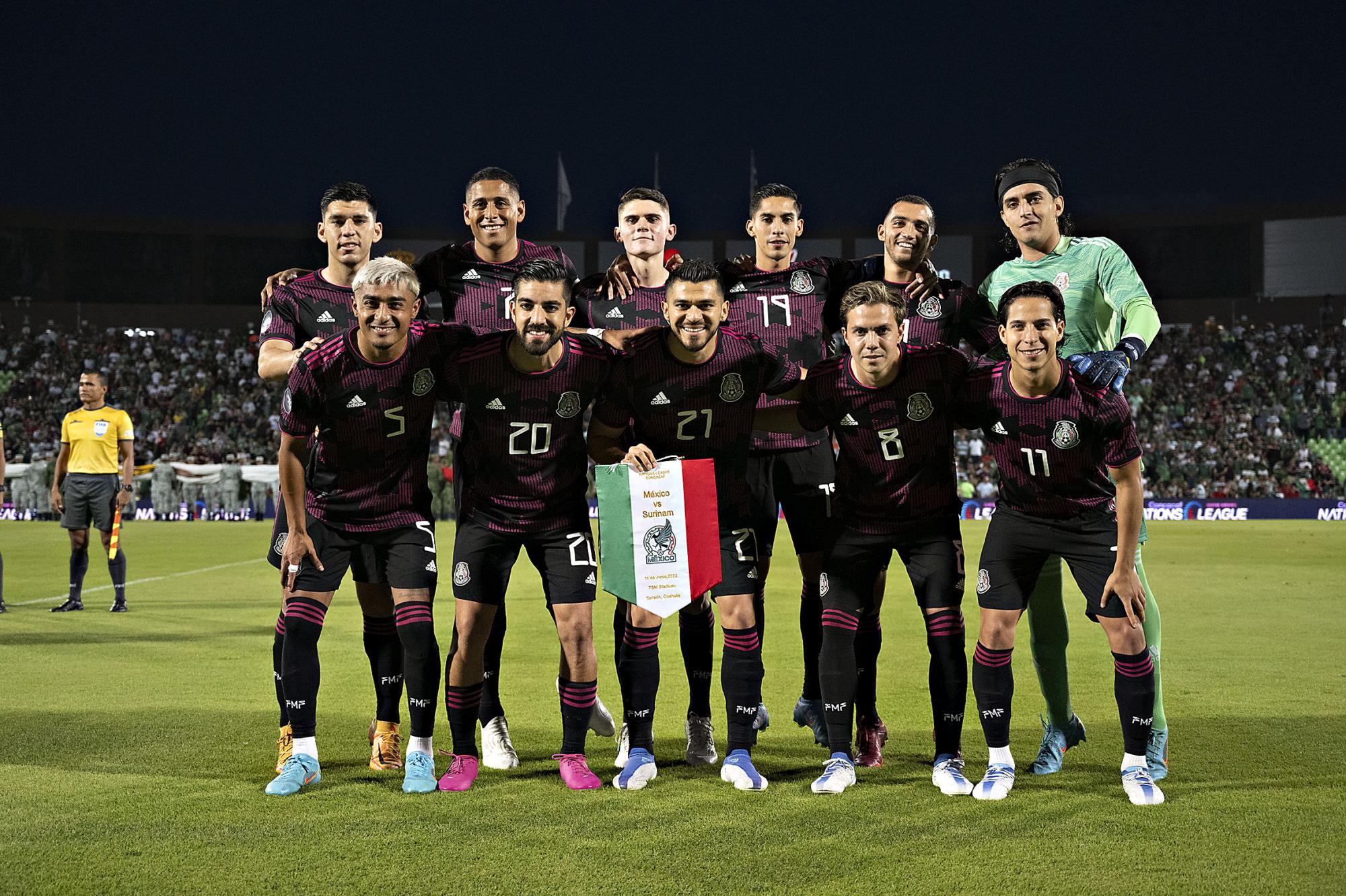 $!México gana, pero queda a deber ante Surinam