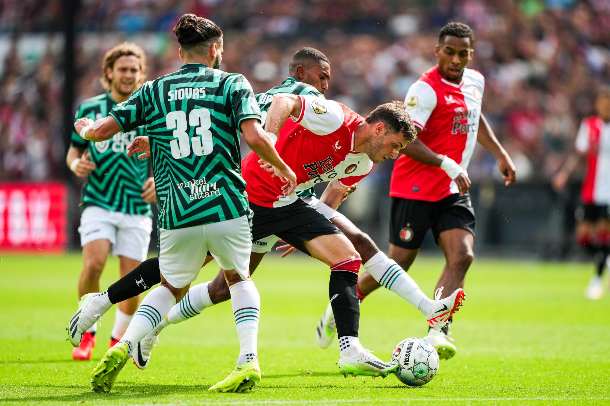 $!Frustrante arranque de Giménez y el Feyenoord