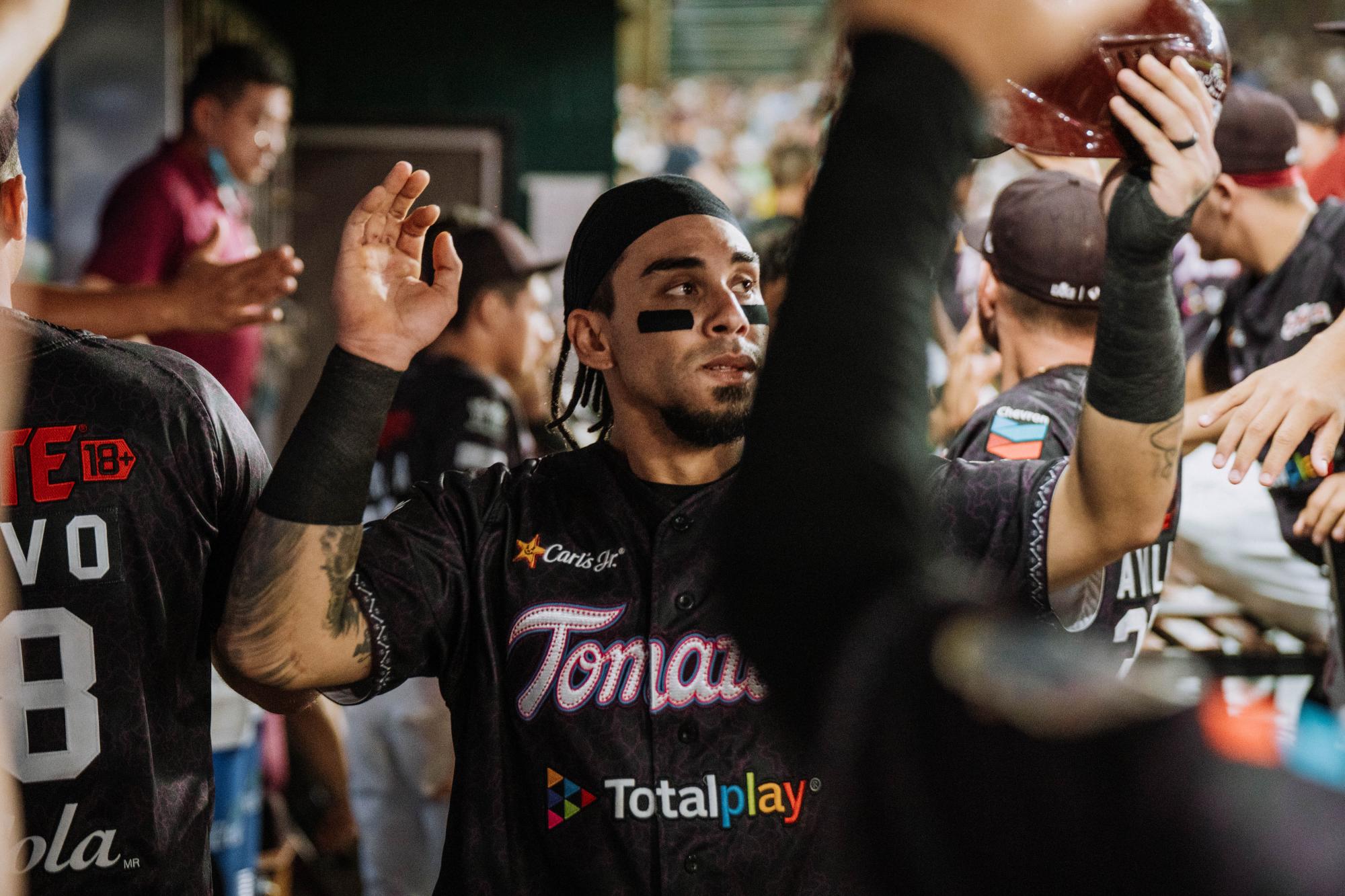 $!Consigue Tomateros de Culiacán su primera serie como local a costa de Venados