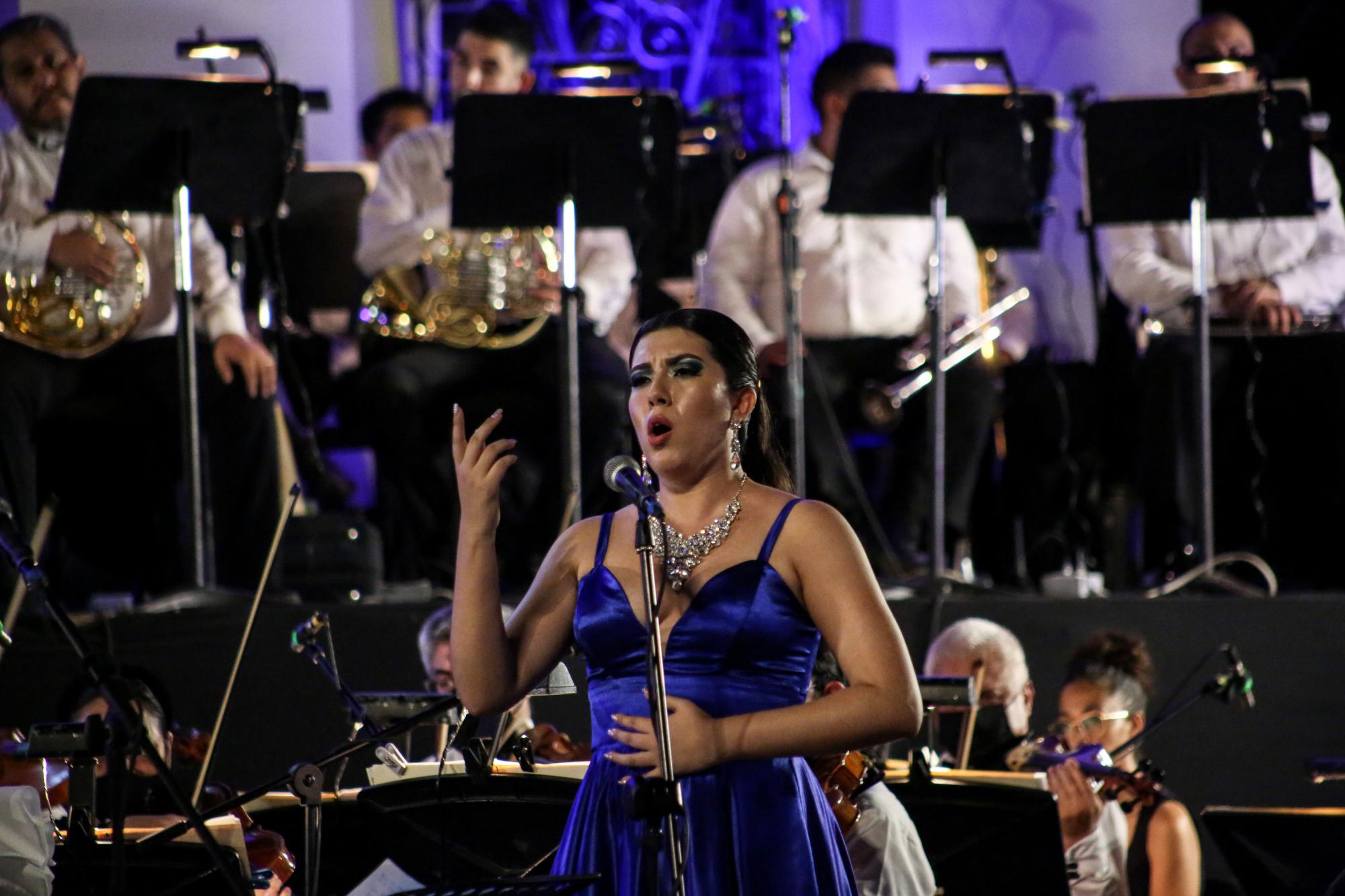 $!‘Vuelan alto’ en Guamúchil con la música