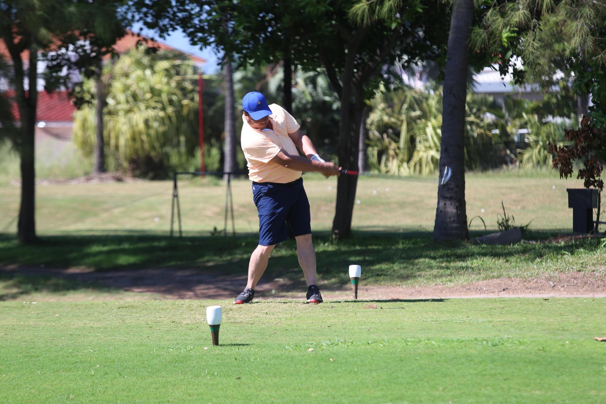 $!golf del cid