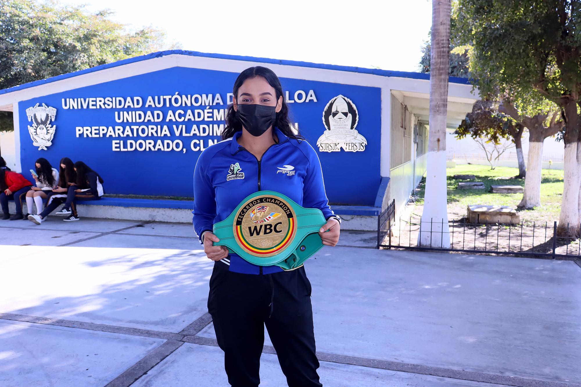$!La universitaria Melissa Esquivel disputará en Australia el título Mundial Supergallo de la FIB