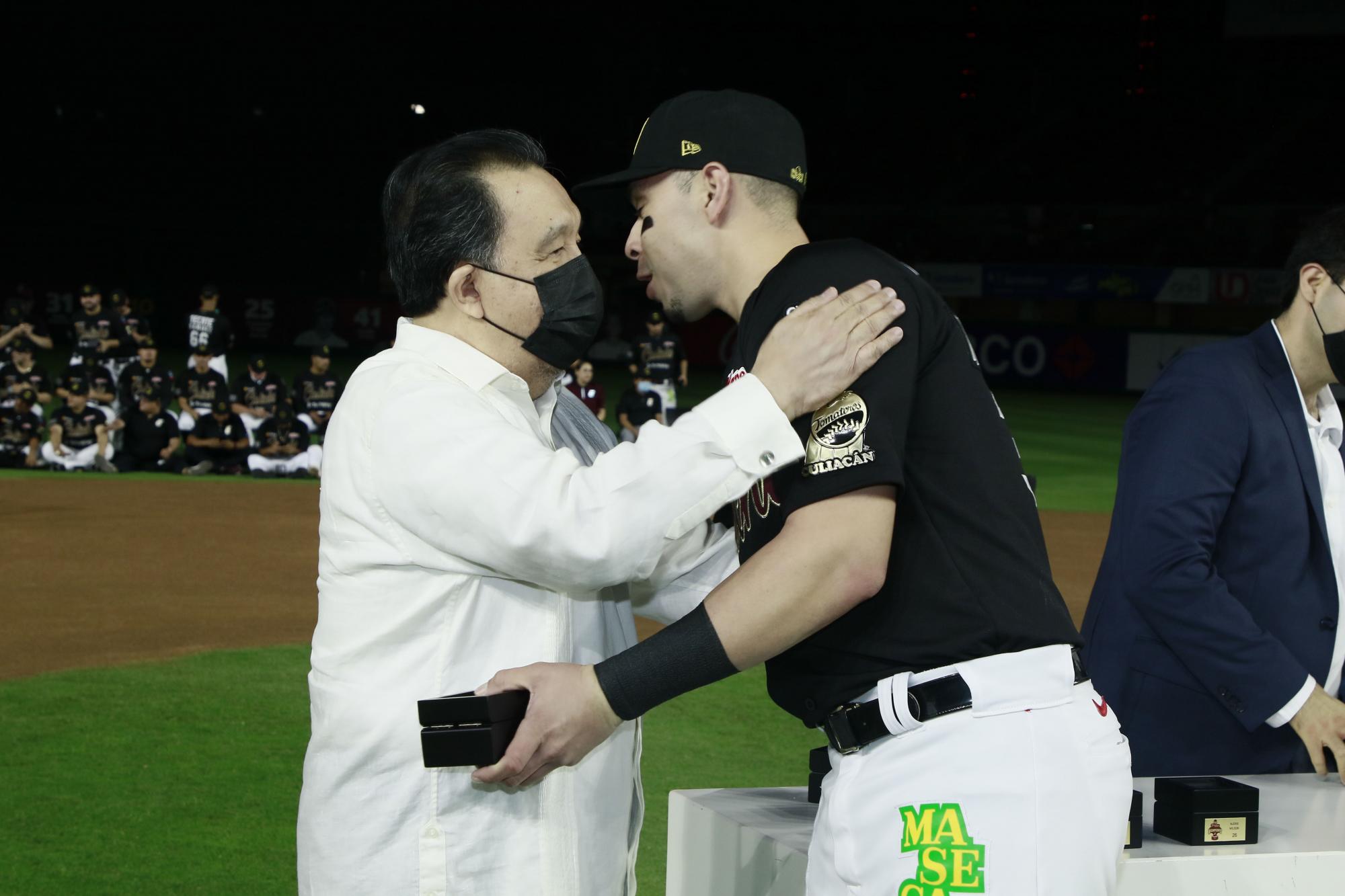 $!Tomateros de Culiacán reciben sus anillos de campeones de la Liga Mexicana del Pacífico