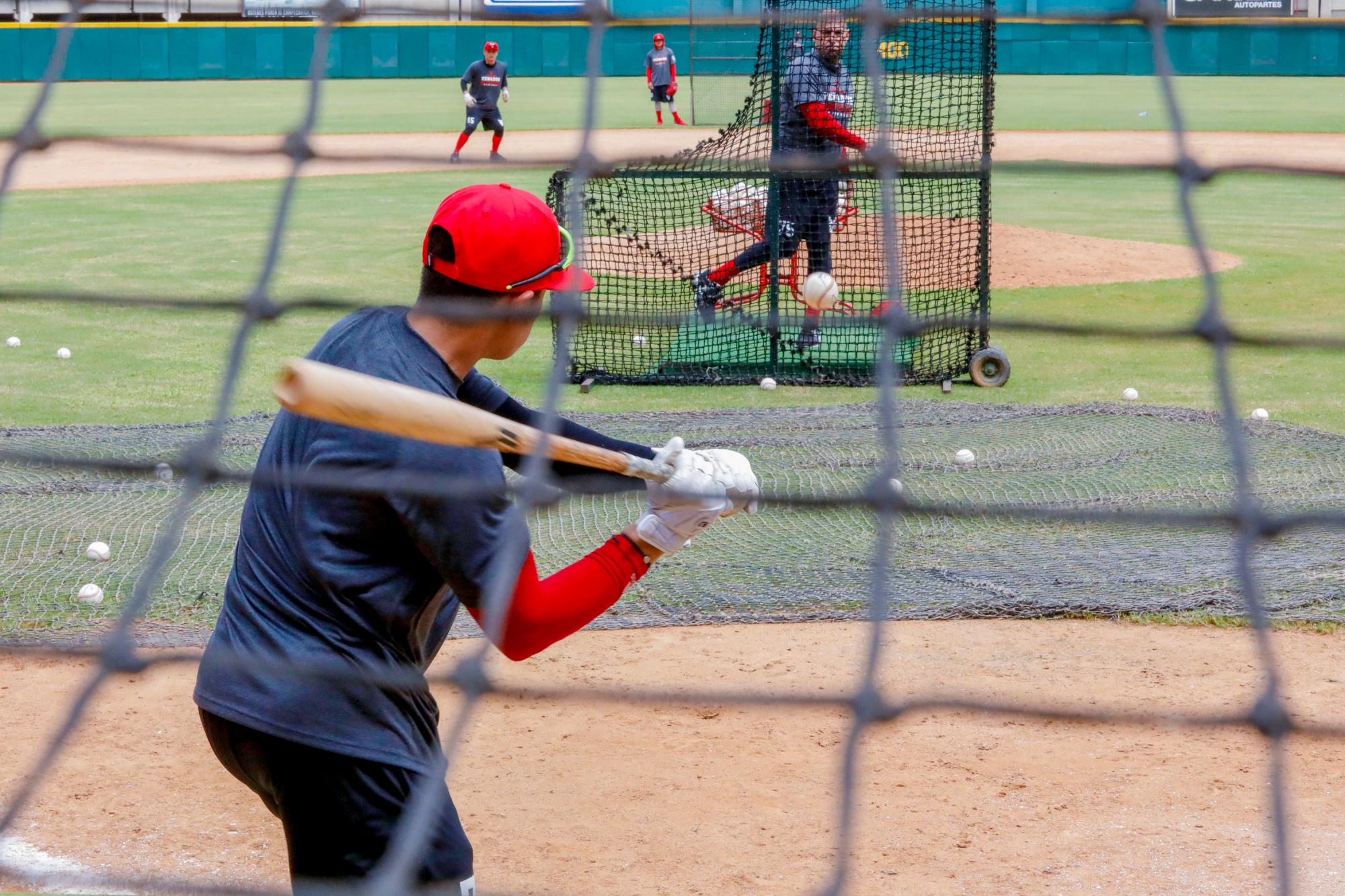 $!Venados de Mazatlán ‘nutre’ su campamento con llegadas de Tomás Solís y Mikell Granberry