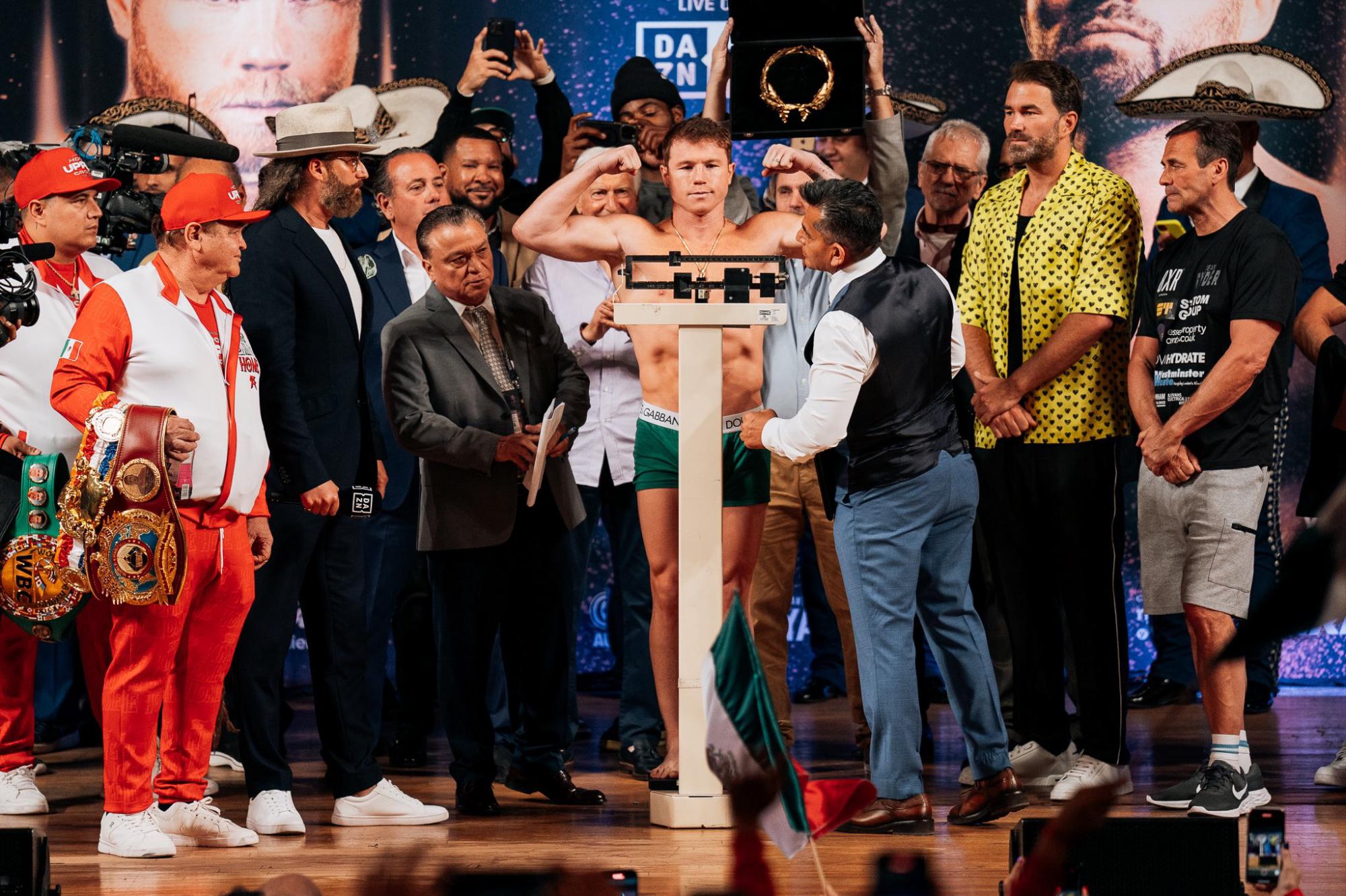 $!Eddy Reynoso revela que Canelo pudo despedirlo