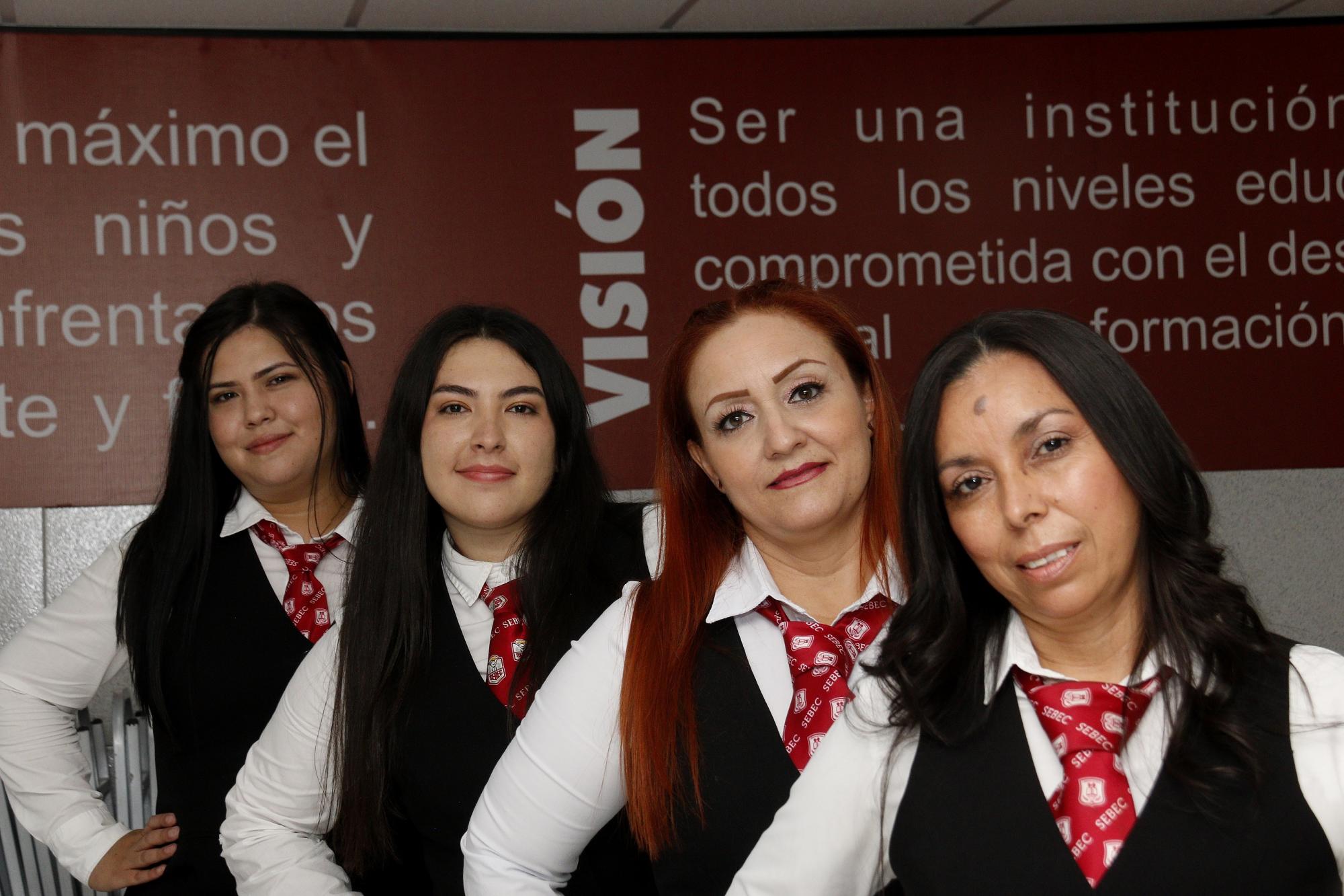 $!Celebran su vocación de educar con amor y compromiso