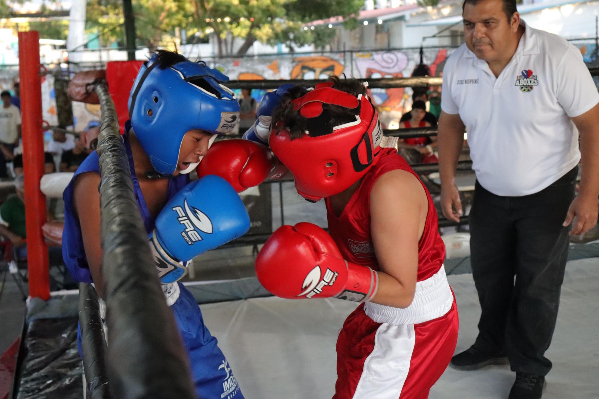 $!Lucen jóvenes promesas en el Torneo Municipal de Box Imdem