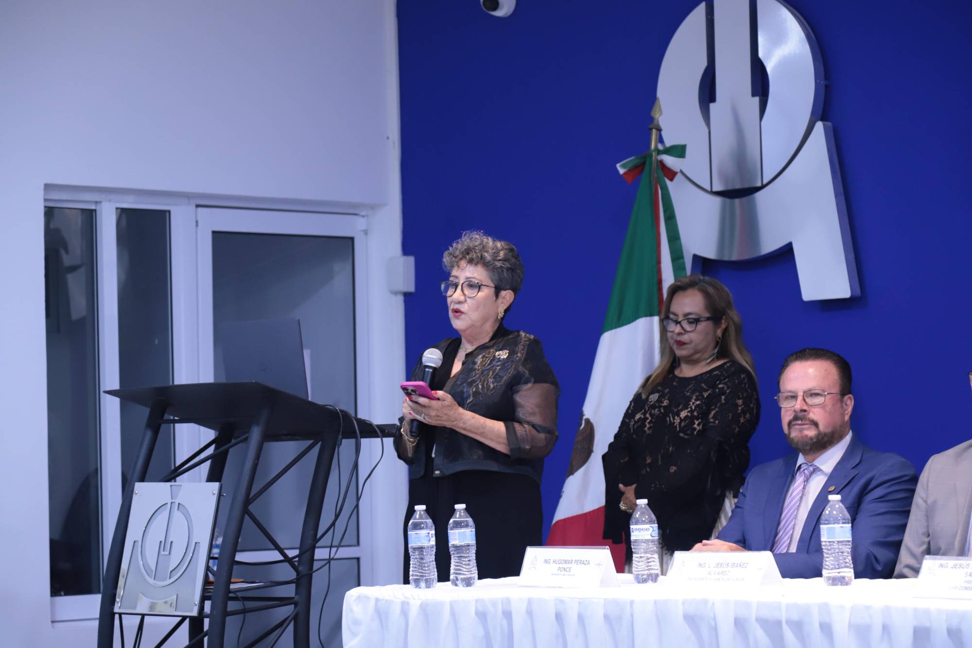 $!Mariana Trujillo Maldonado expresa un mensaje a los presentes.