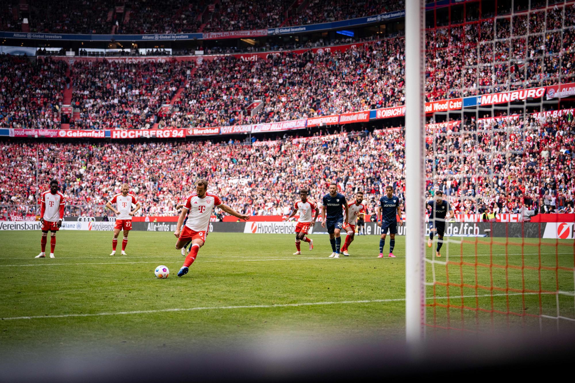 $!Harry Kane lidera a la aplanadora del Bayern