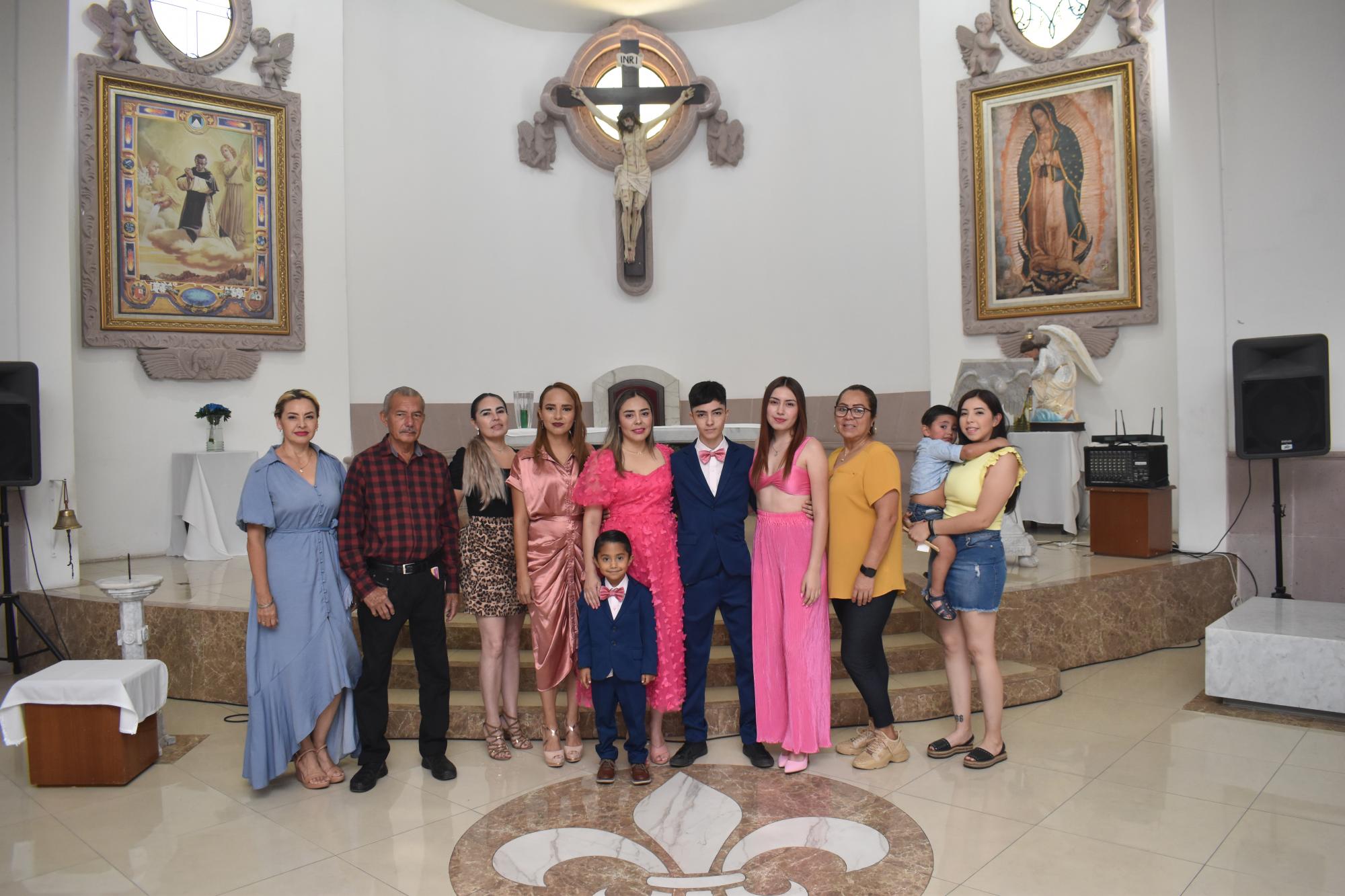 $!Su familia dio gracias a Dios por este cumpleaños.