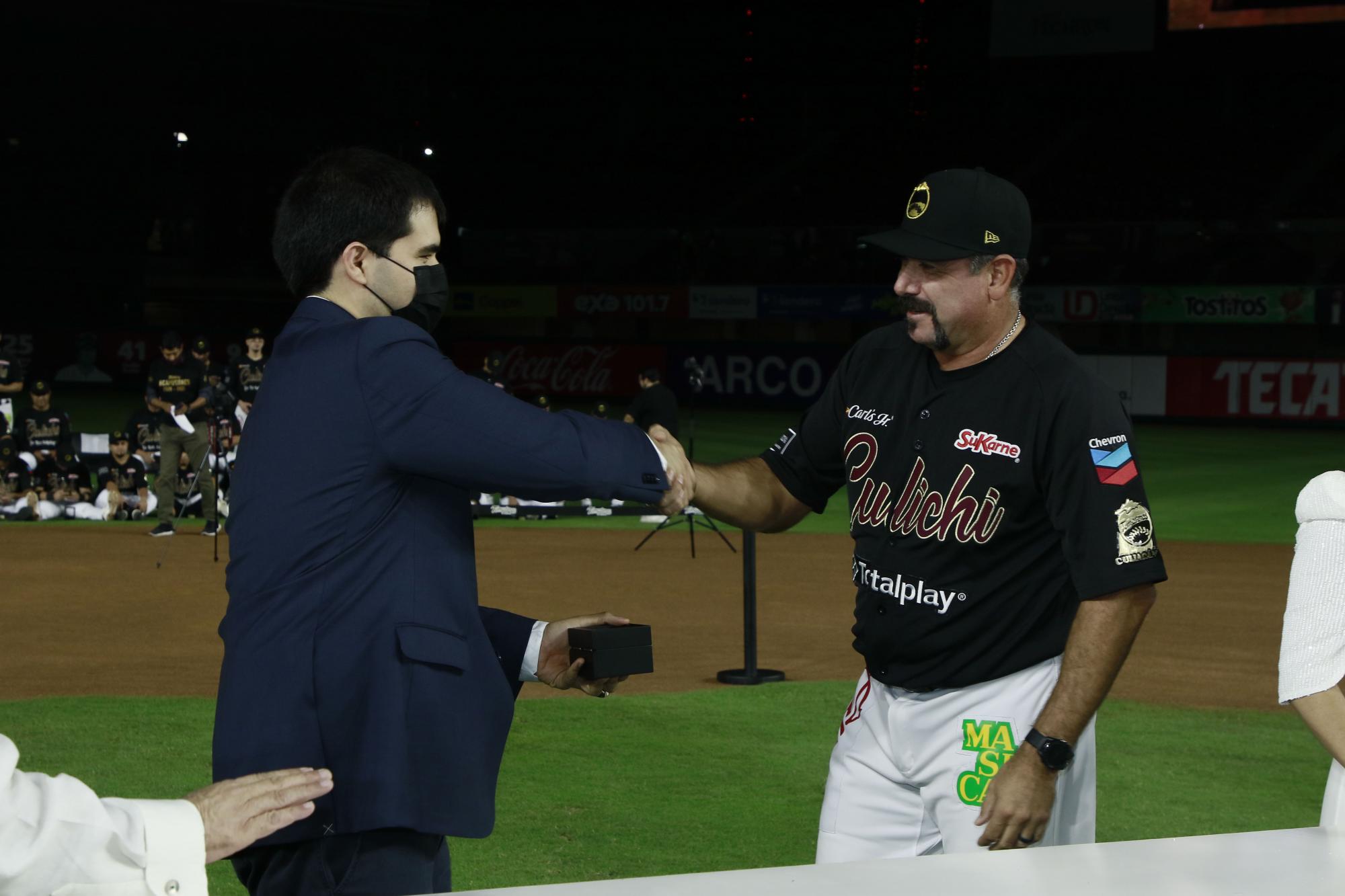 $!Tomateros de Culiacán reciben sus anillos de campeones de la Liga Mexicana del Pacífico