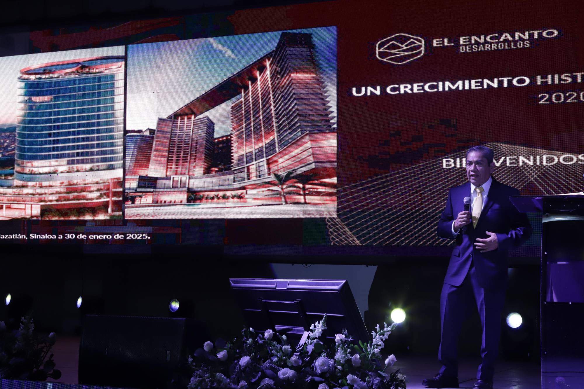 $!El arquitecto Raúl Ricardo Villavicencio, presidente de El Encanto Desarrollos, presentó un informe de su crecimiento inmobiliario en Mazatlán.