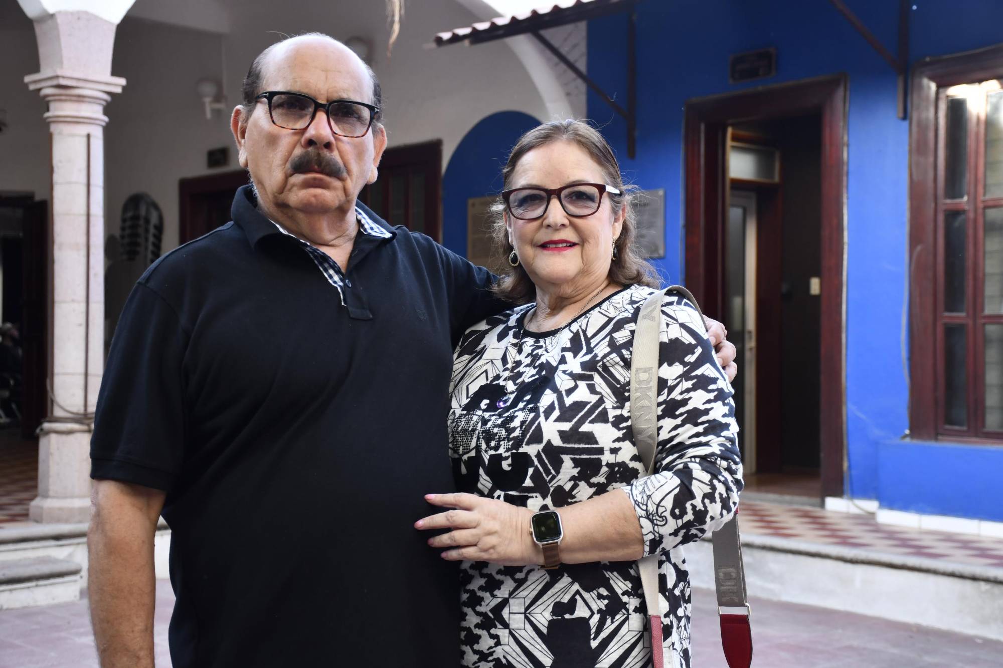 $!Alejandro Escobar con su esposa Xóchitl Sosa Vega.