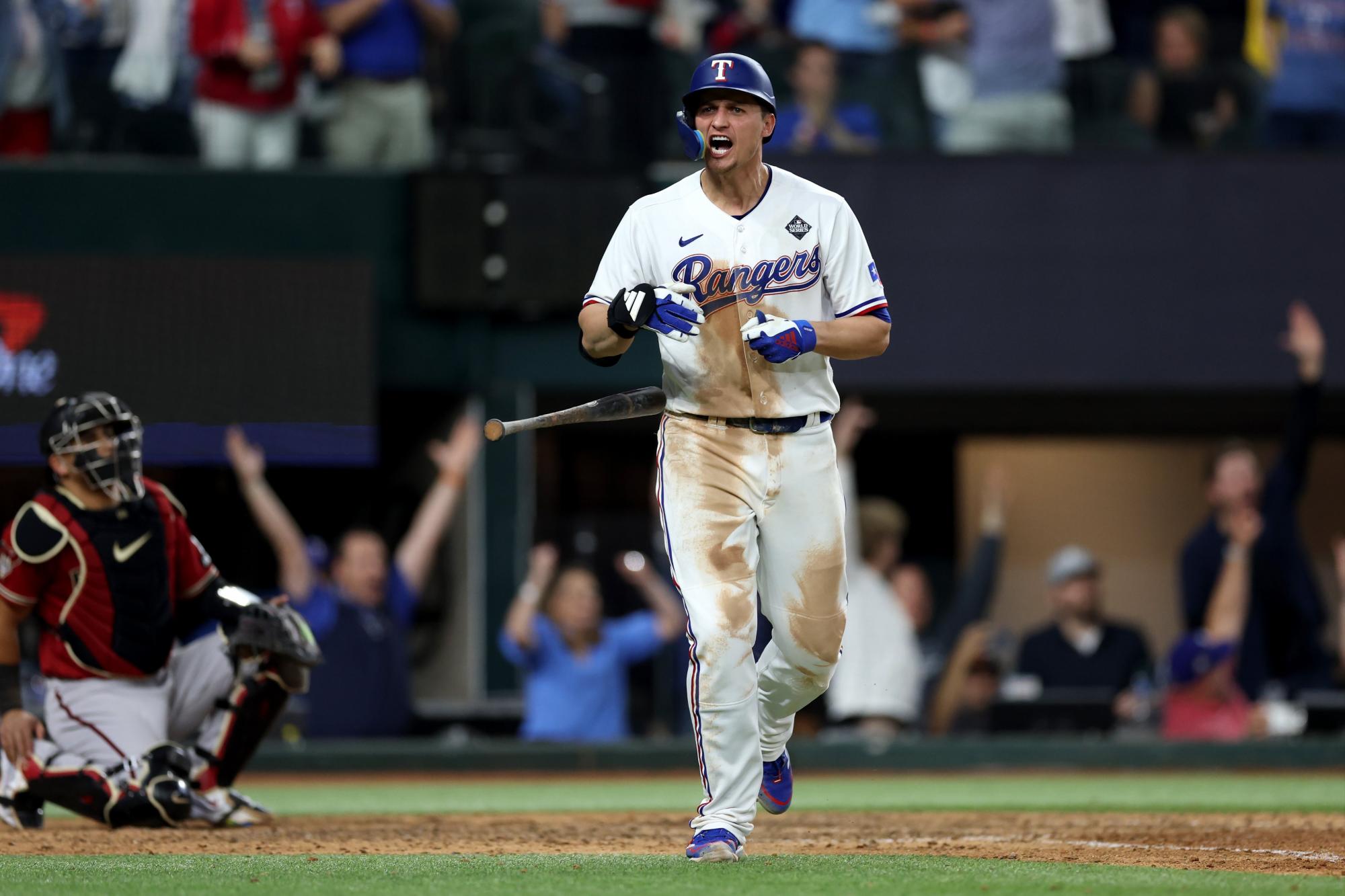$!Jonrón de Adolis García da triunfo a Rangers en J1 de Serie Mundial