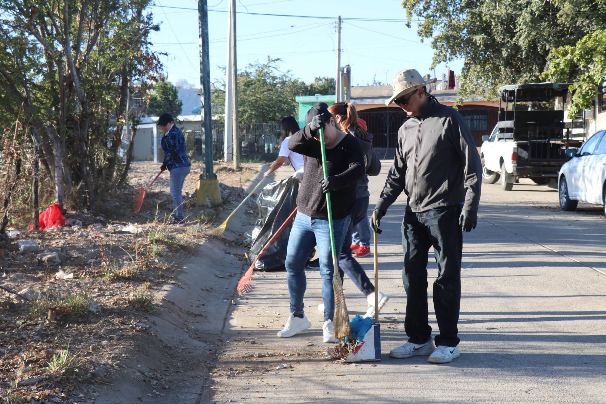 $!Jumapam refuerza limpieza en fraccionamiento San Fernando tras retirar 28 metros cúbicos de basura