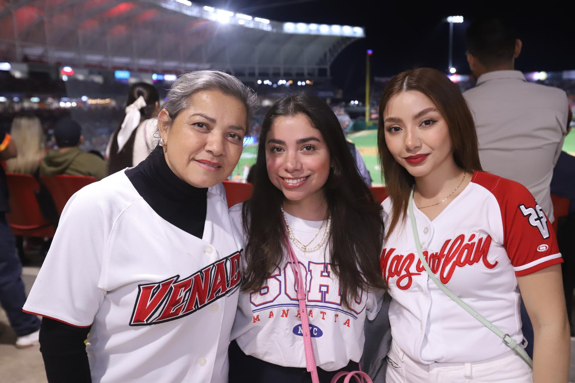 $!Luz María Vázquez, Ximena Zepeda y Marisol Canseco.