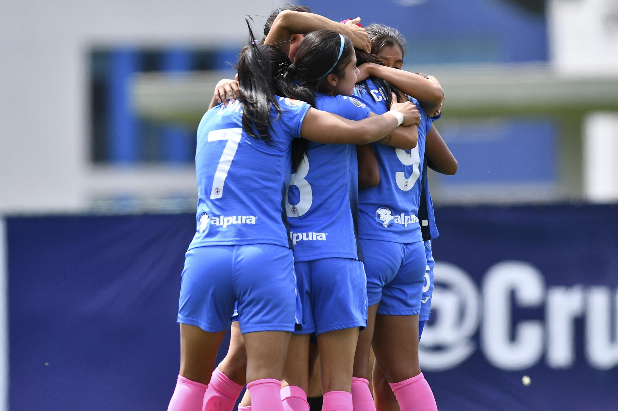 $!Cañoneras no pueden ante Cruz Azul en su visita a La Noria